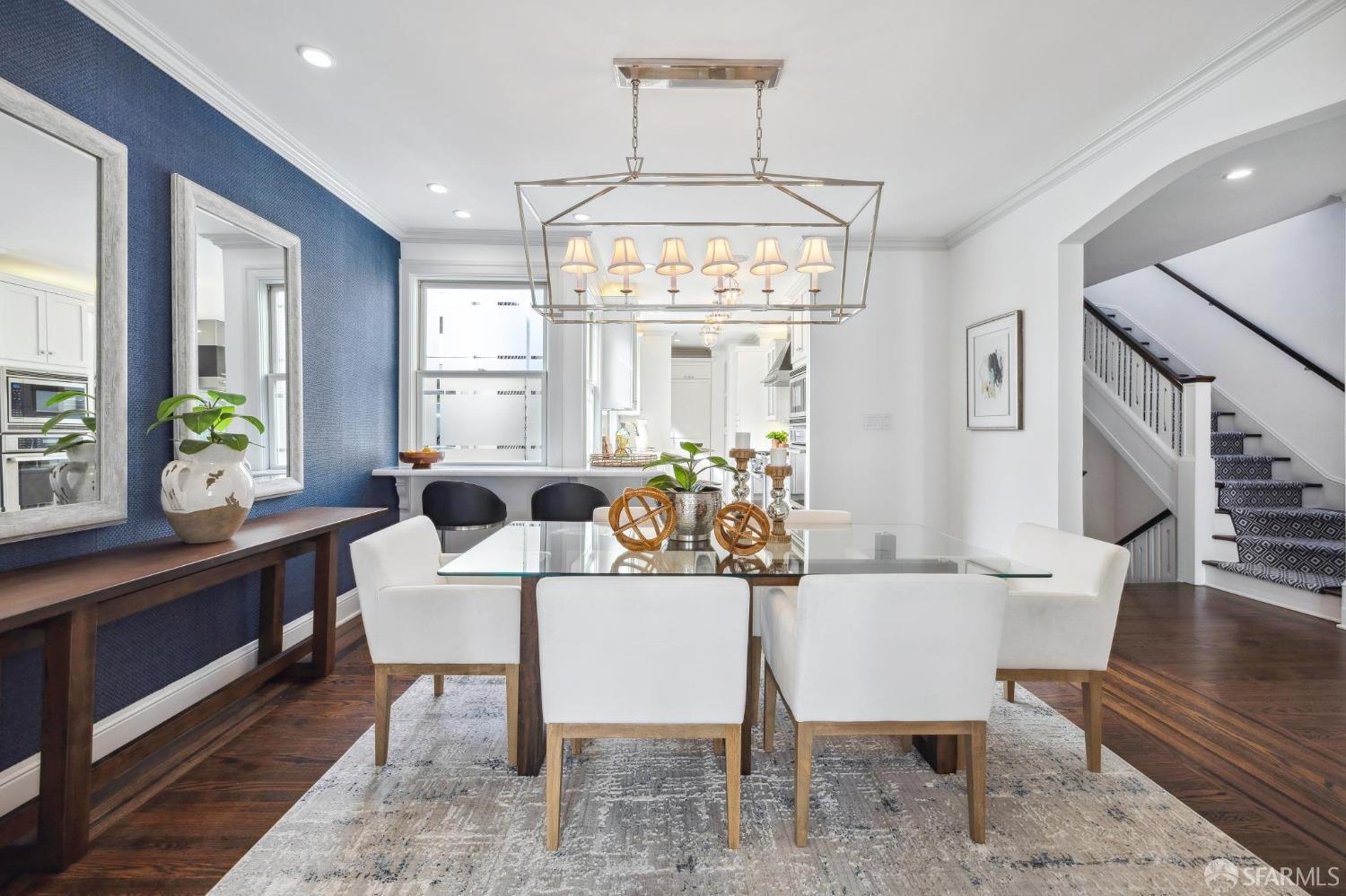 3425 Divisadero Street