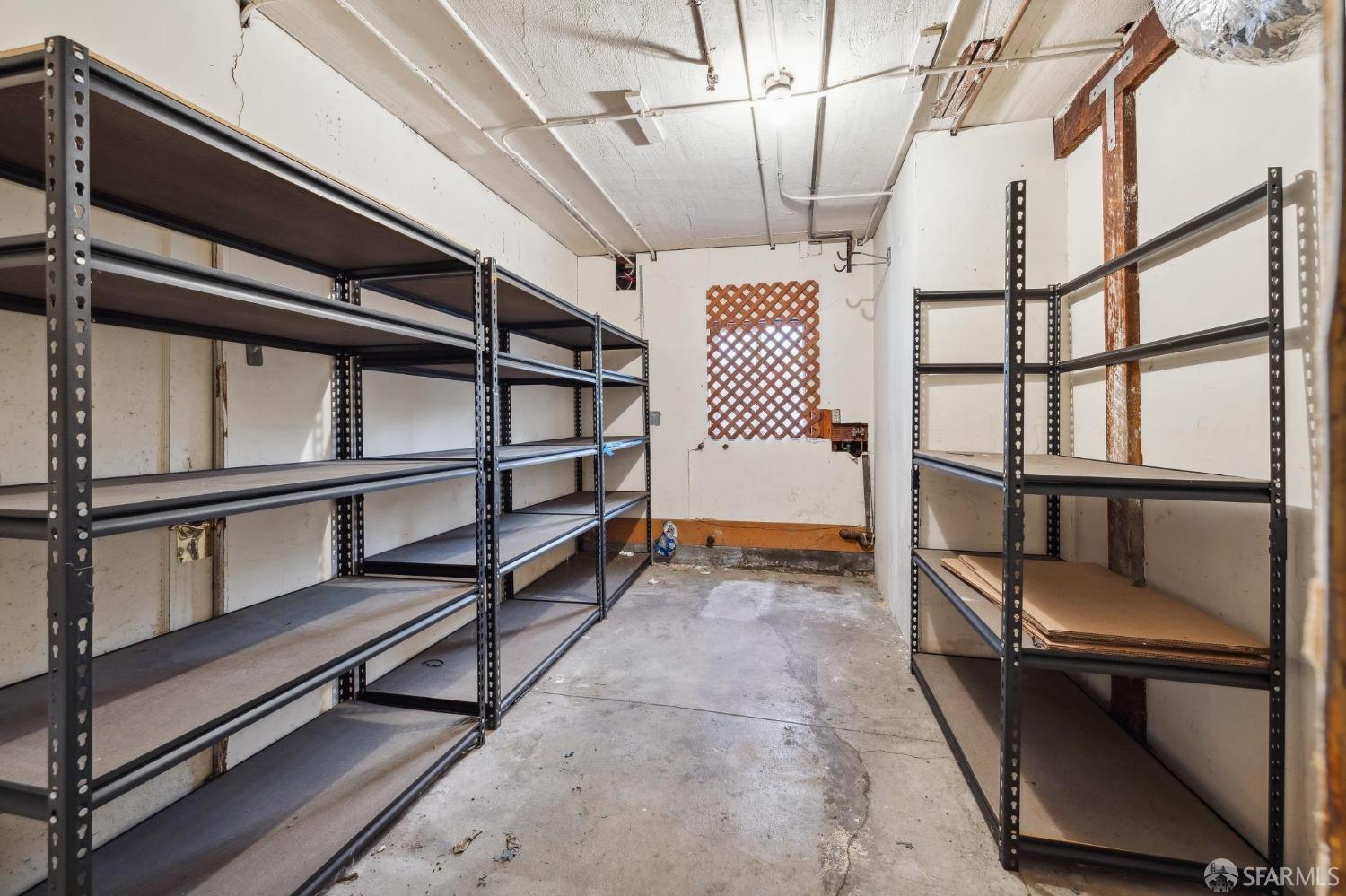 3425 Divisadero Street