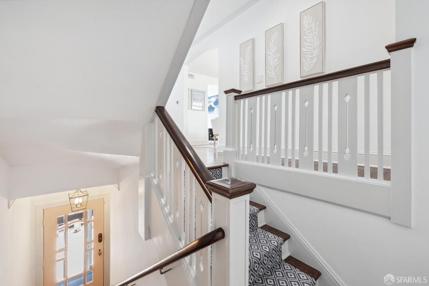 3425 Divisadero Street