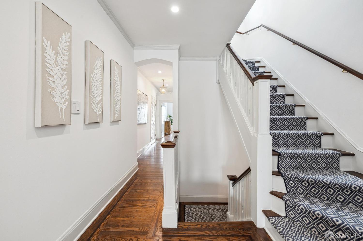 3425 Divisadero Street