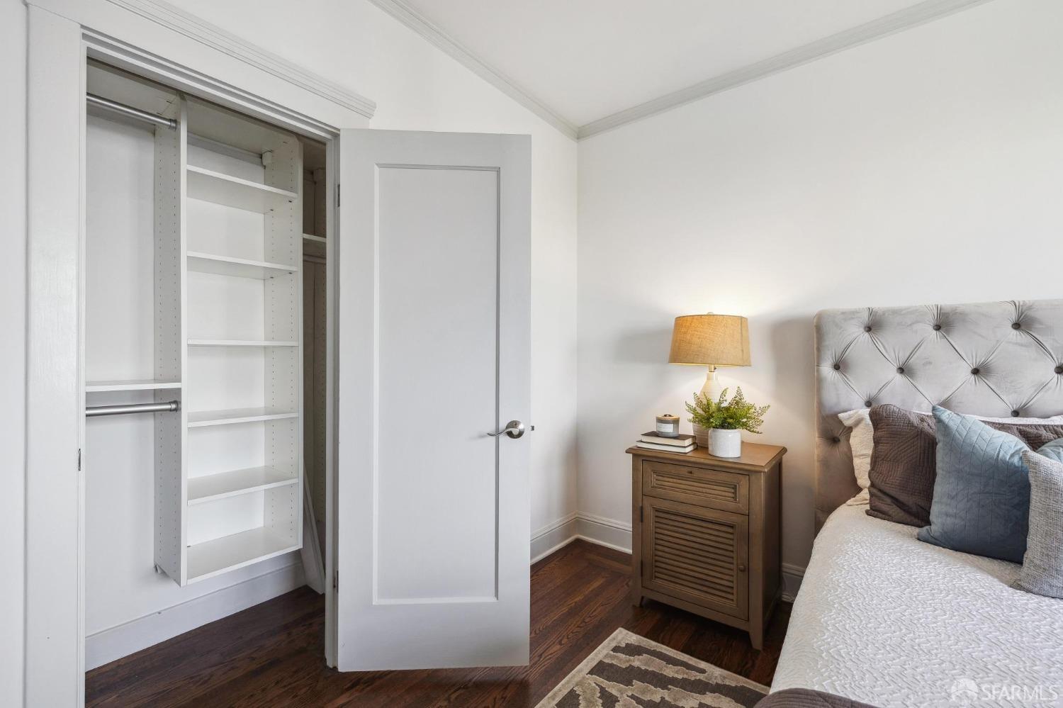 3425 Divisadero Street