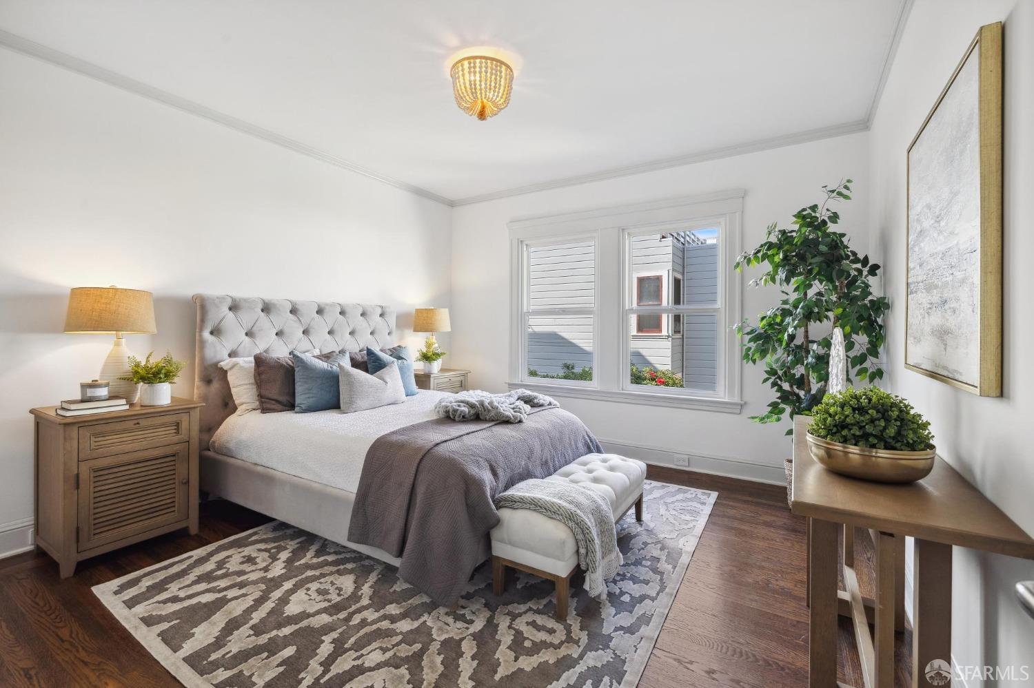 3425 Divisadero Street