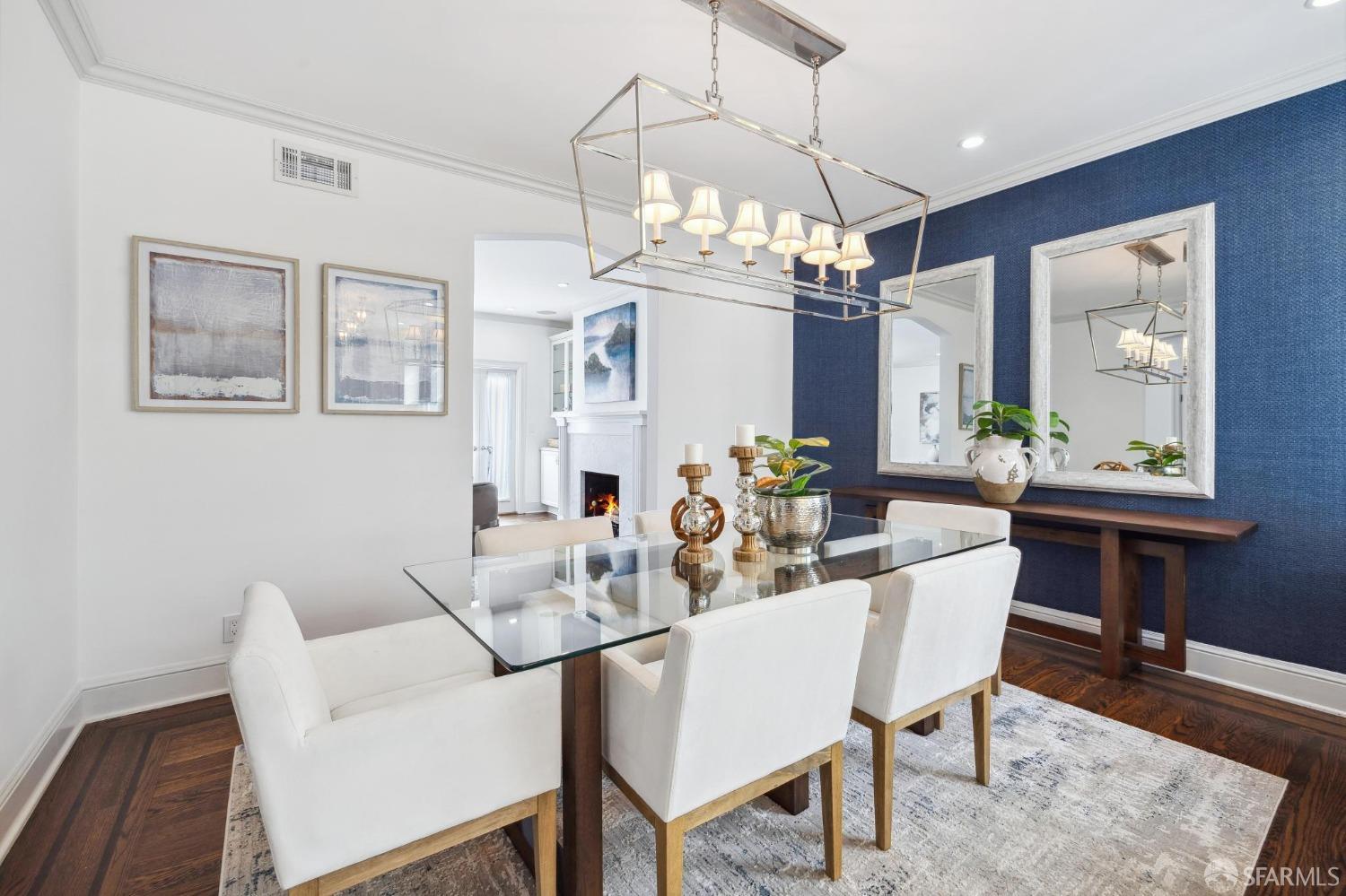 3425 Divisadero Street