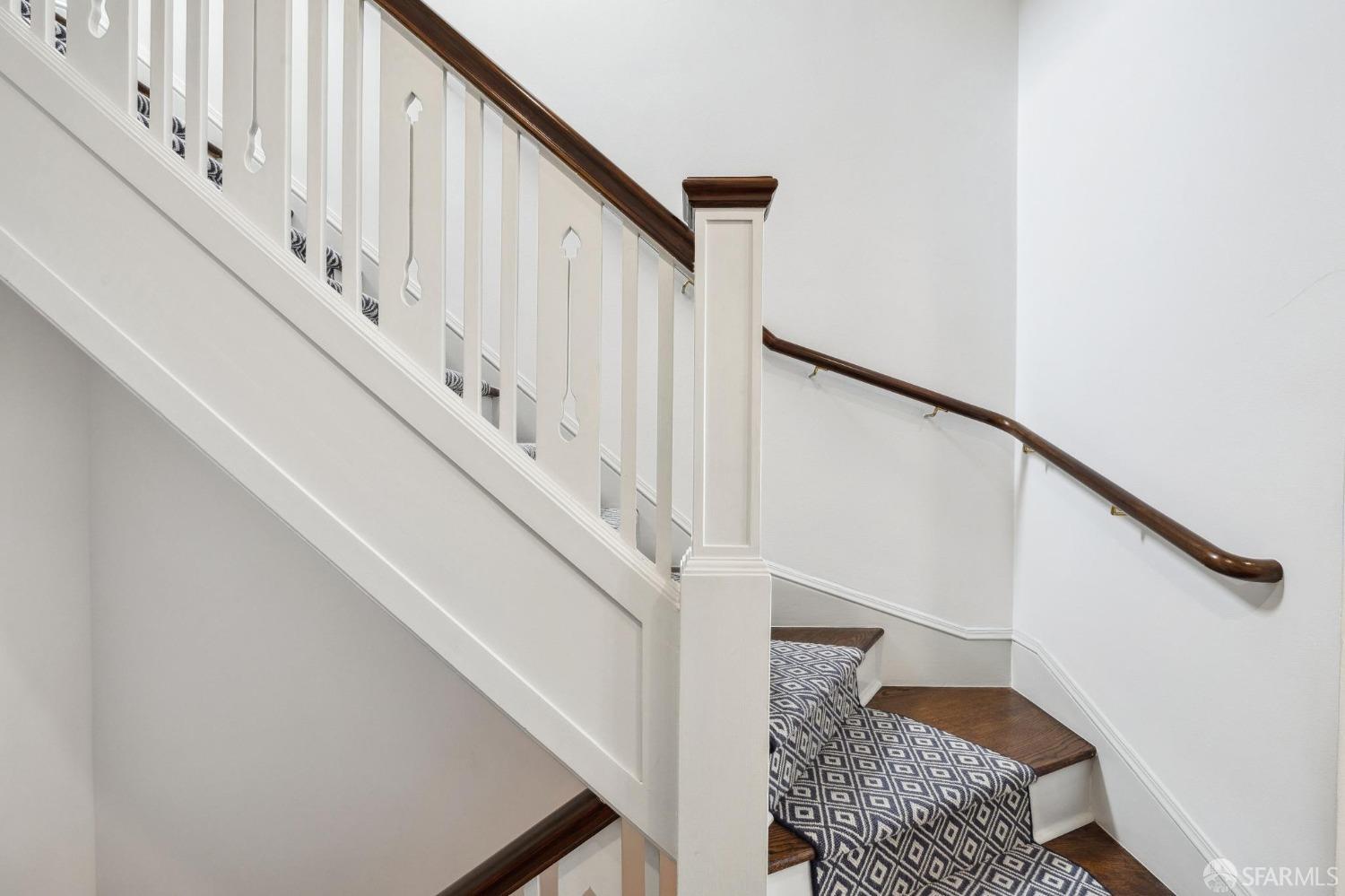 3425 Divisadero Street