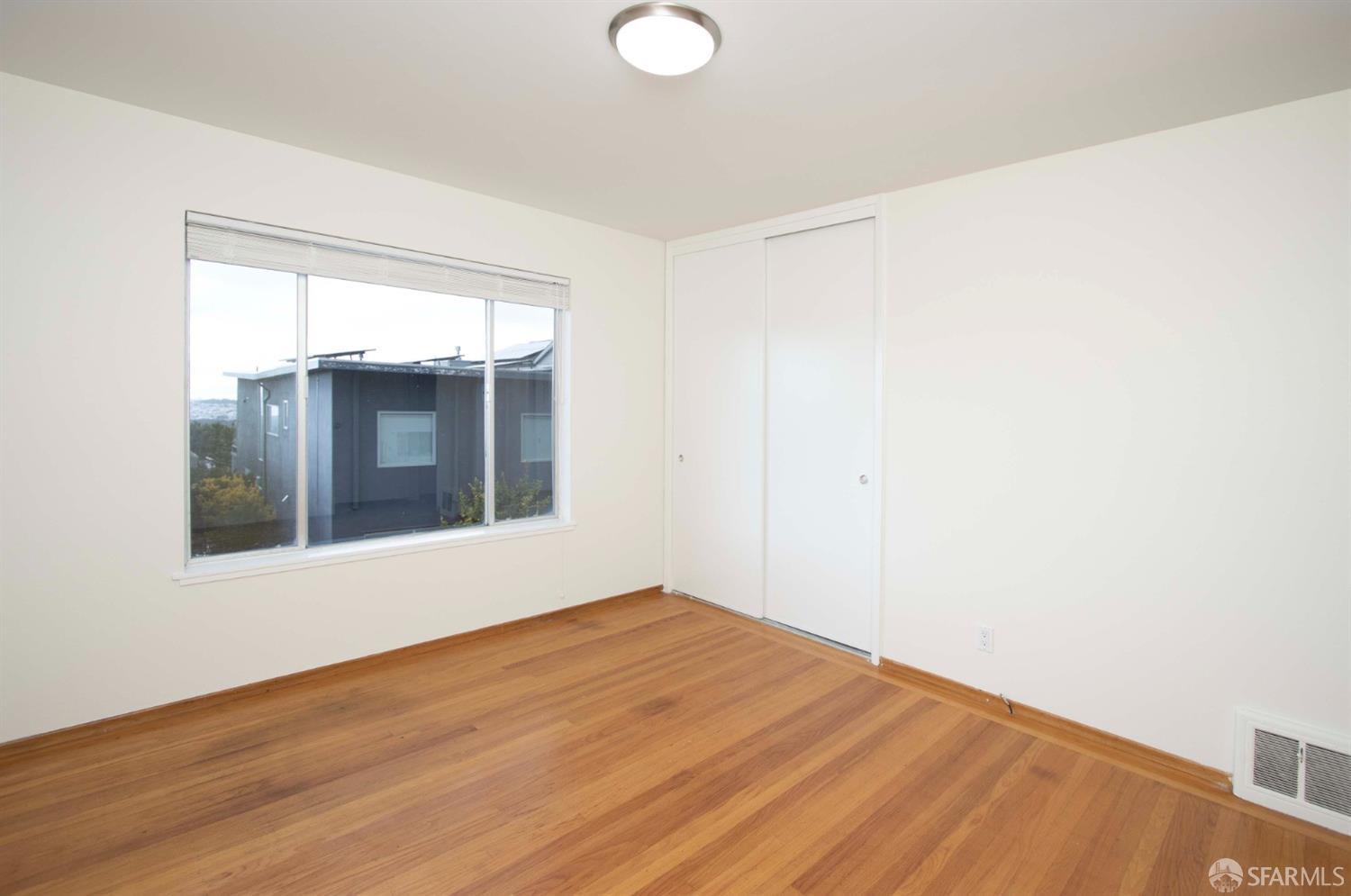 160 Devonshire Way