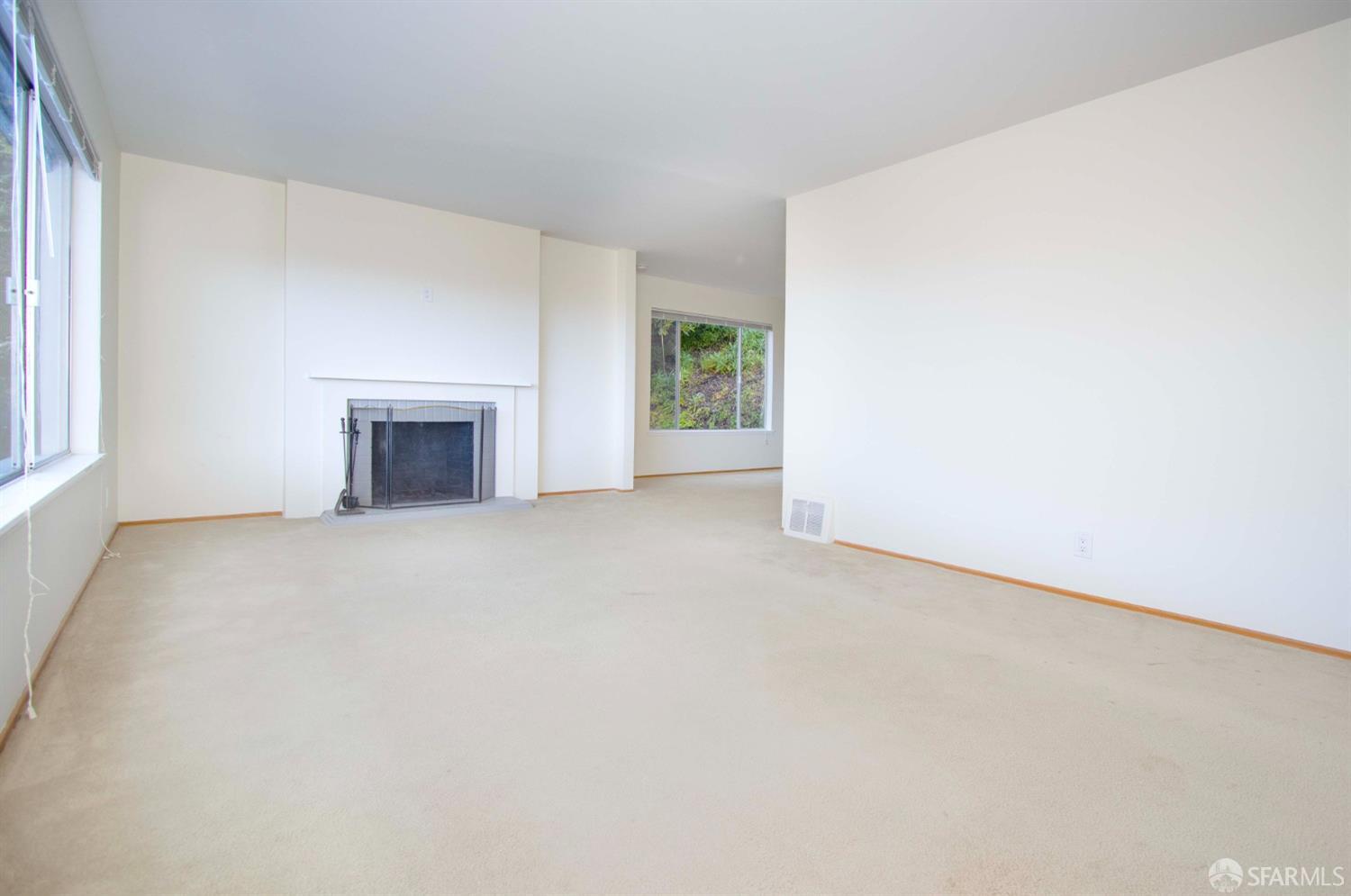 160 Devonshire Way