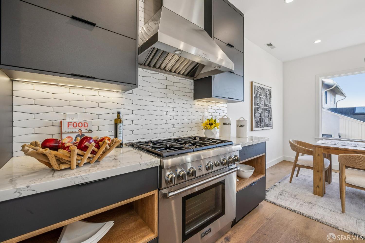 701 Quintara Street, San Francisco