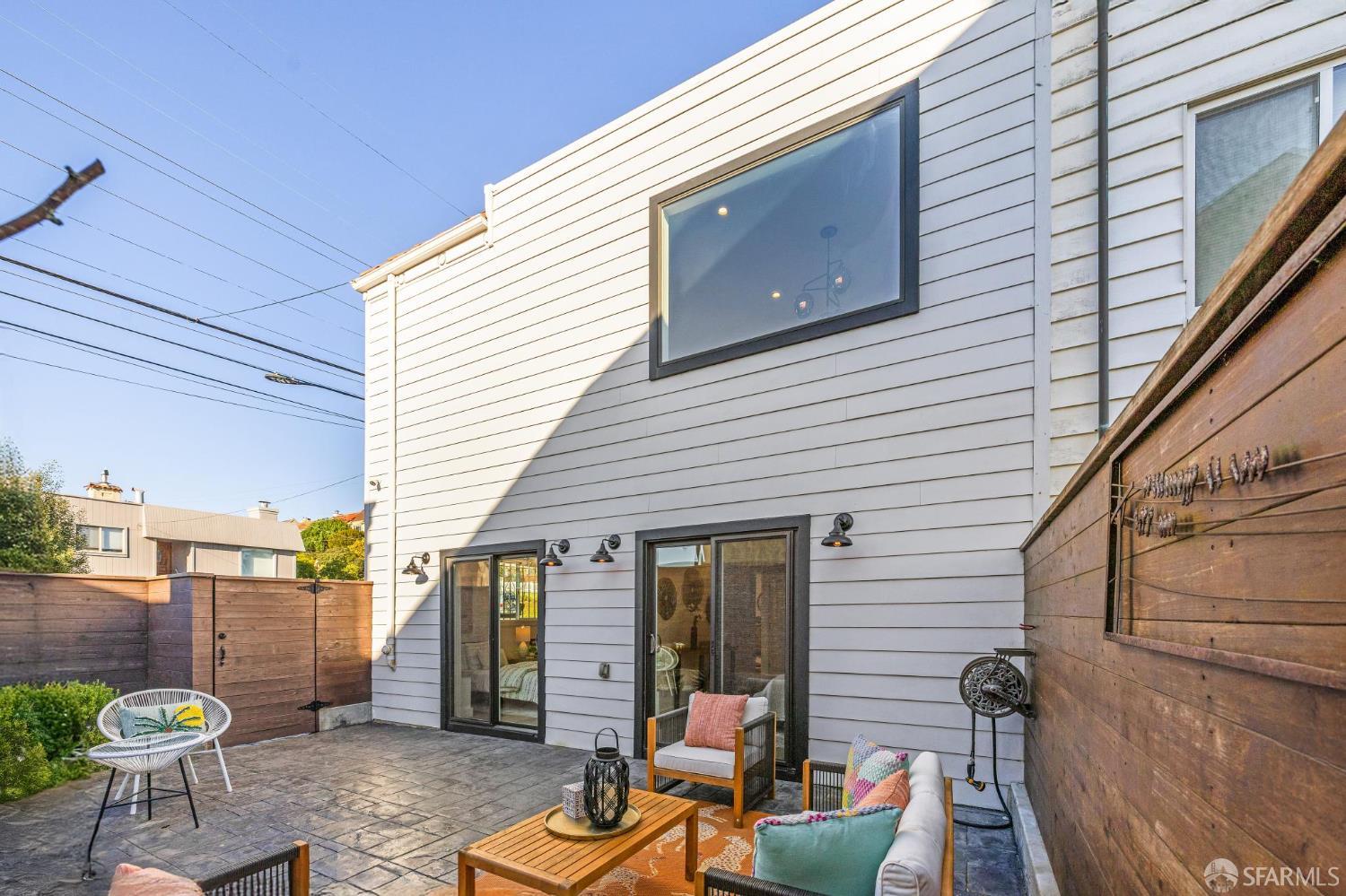 701 Quintara Street, San Francisco