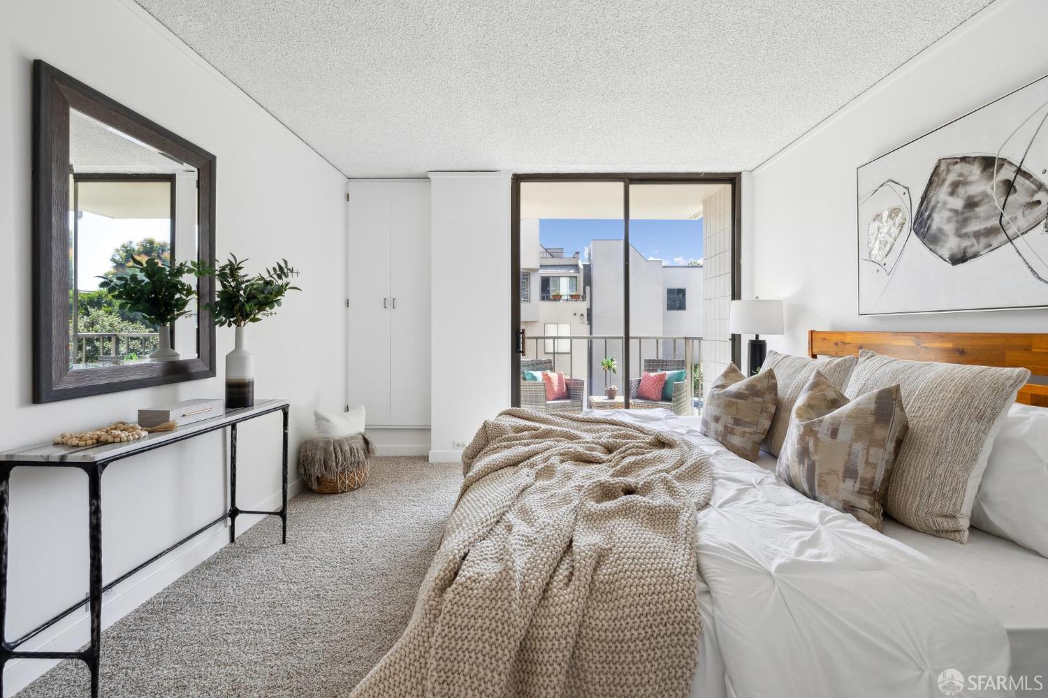 150 Lombard Street # 304