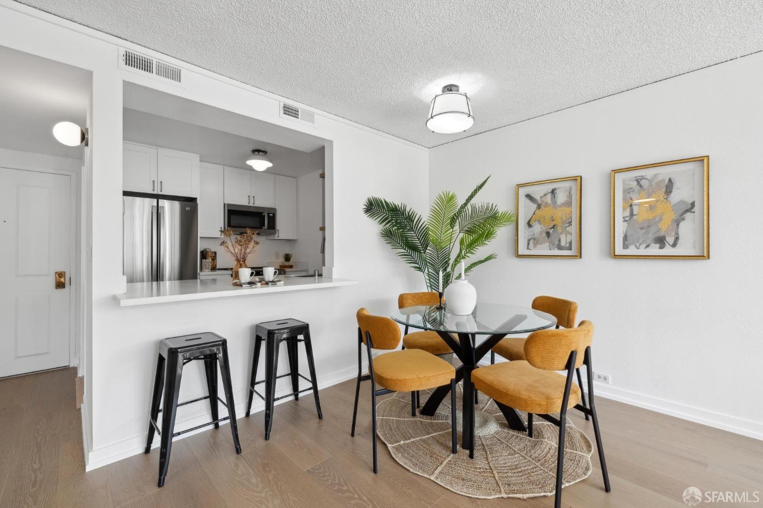 150 Lombard Street # 304