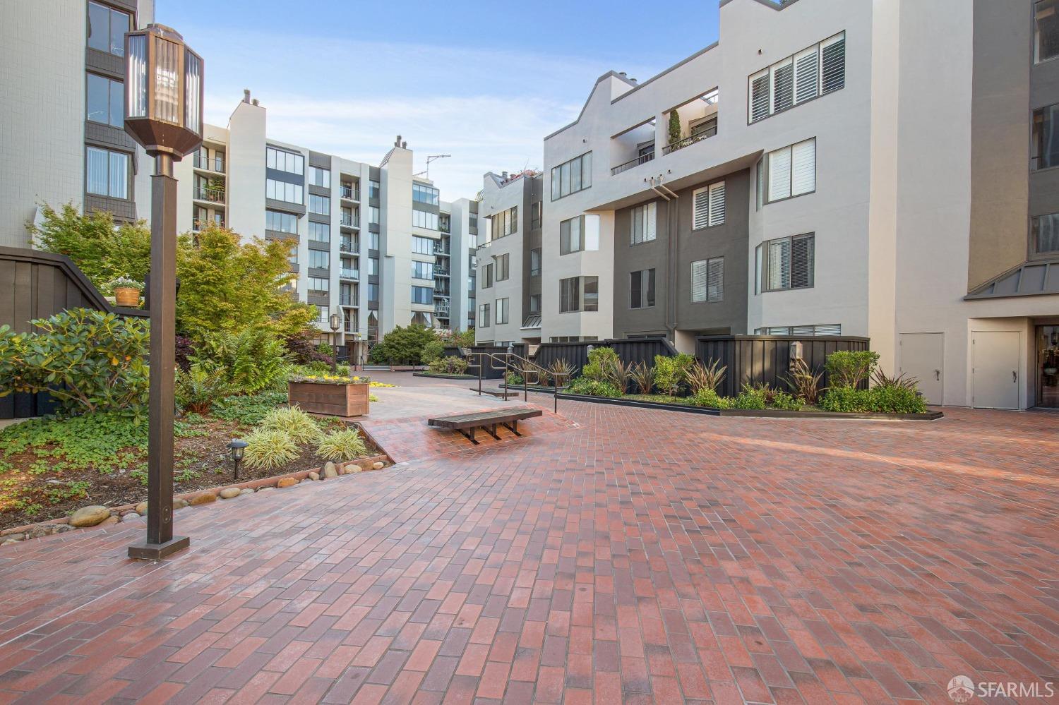 150 Lombard Street # 304