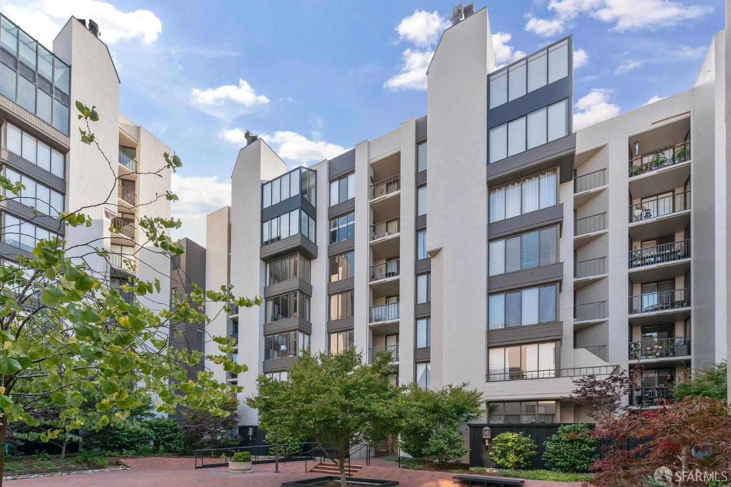 150 Lombard Street # 304