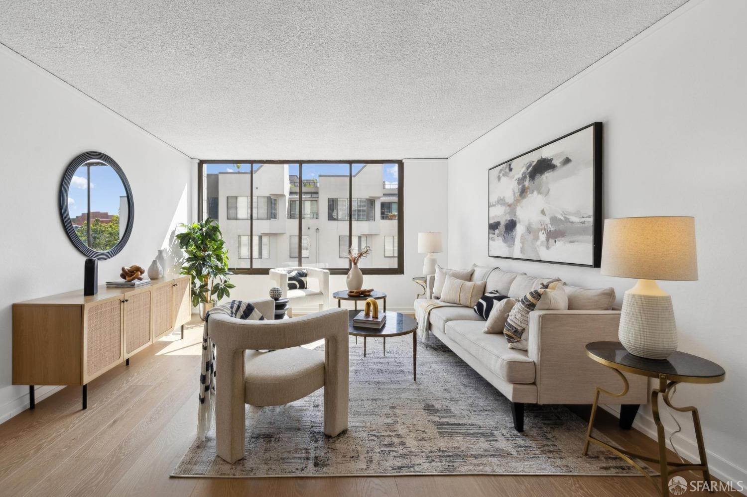 150 Lombard Street # 304