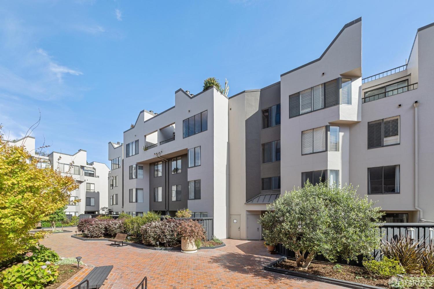 150 Lombard Street # 304