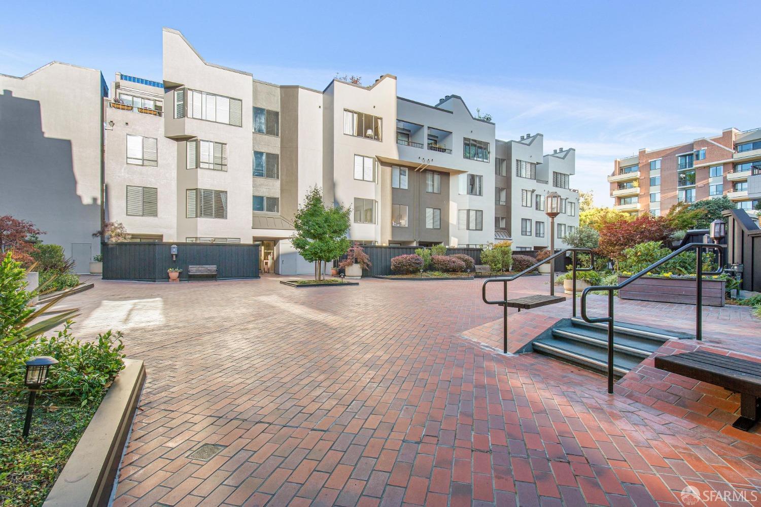 150 Lombard Street # 304