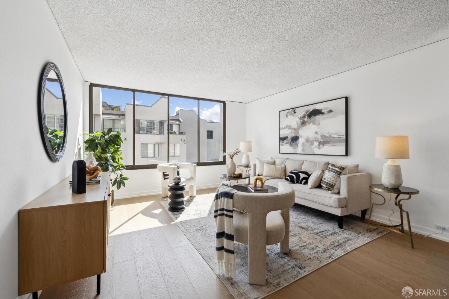 150 Lombard Street # 304