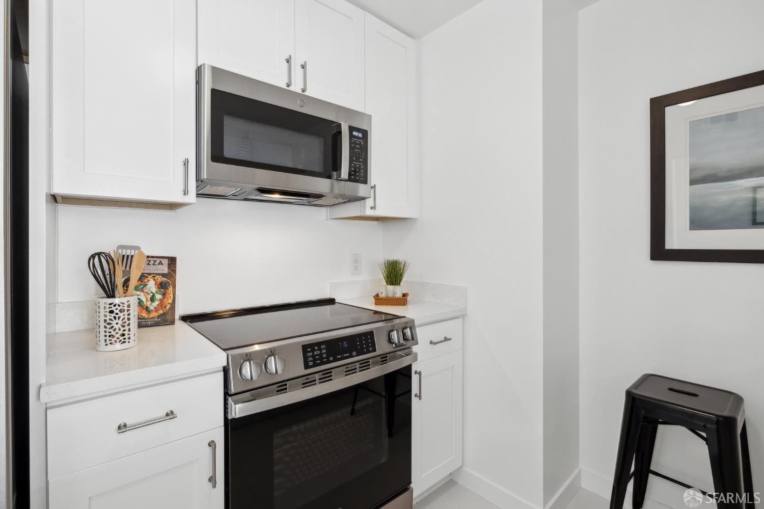 150 Lombard Street # 304