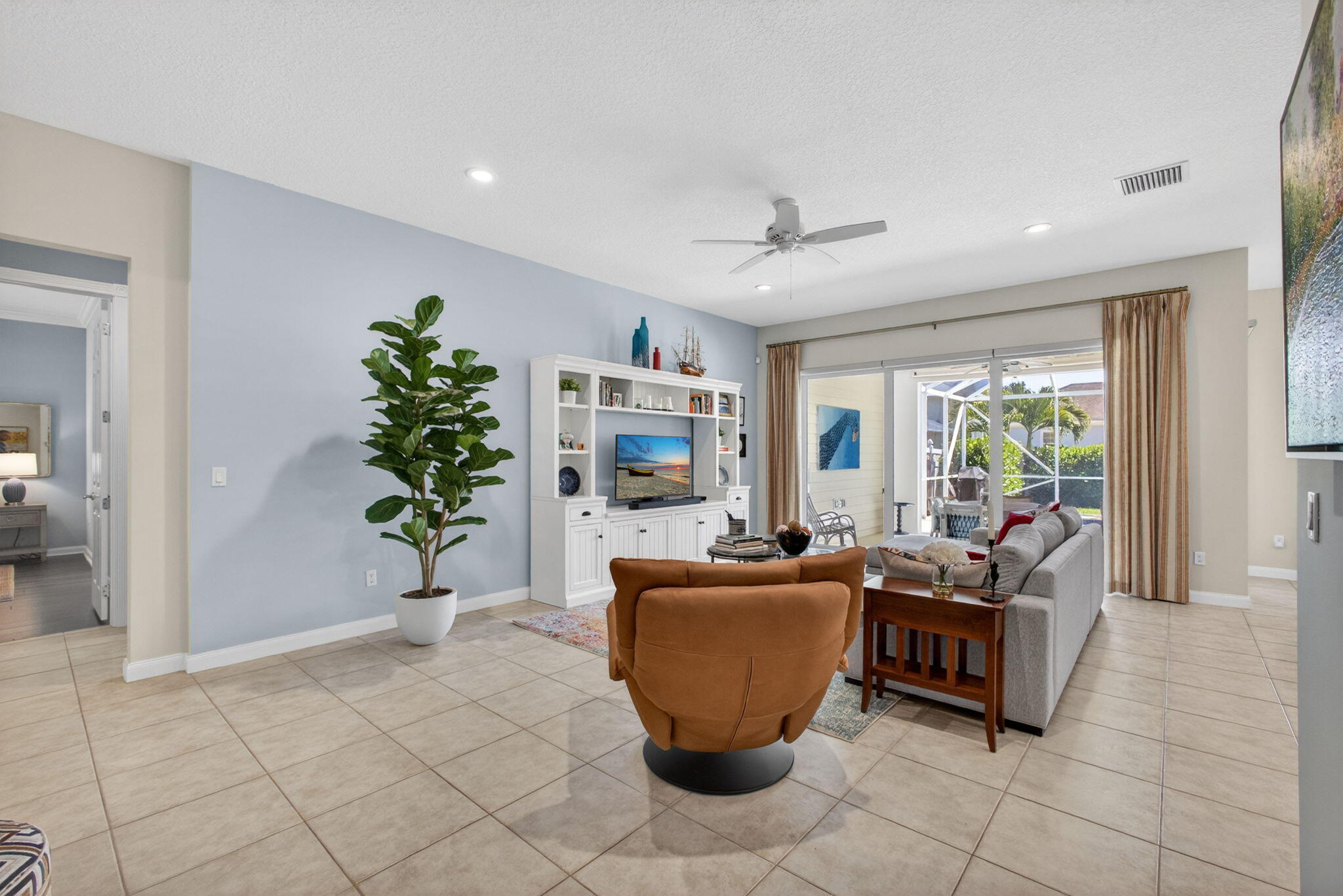 1410 Dakota Drive