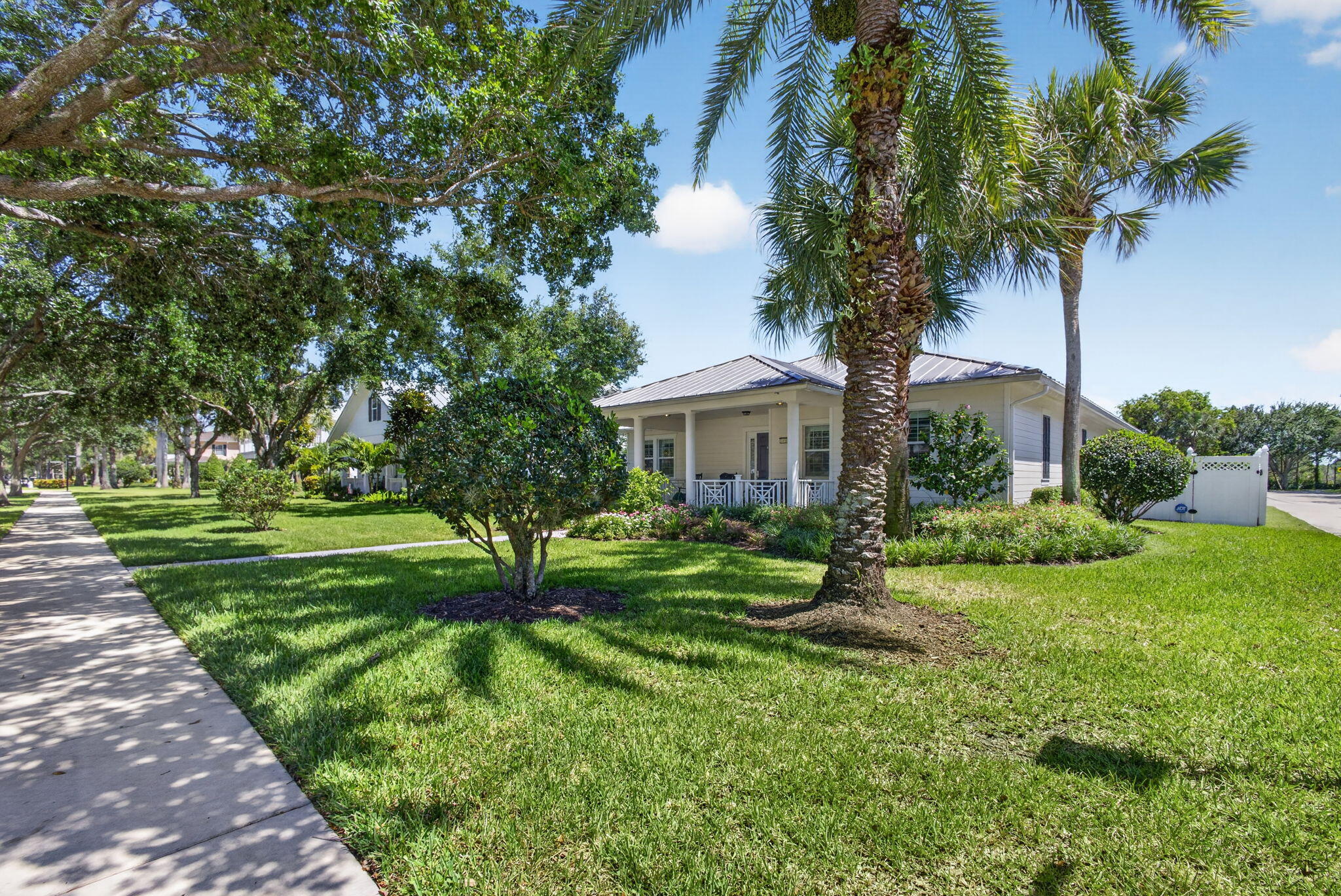 1410 Dakota Drive