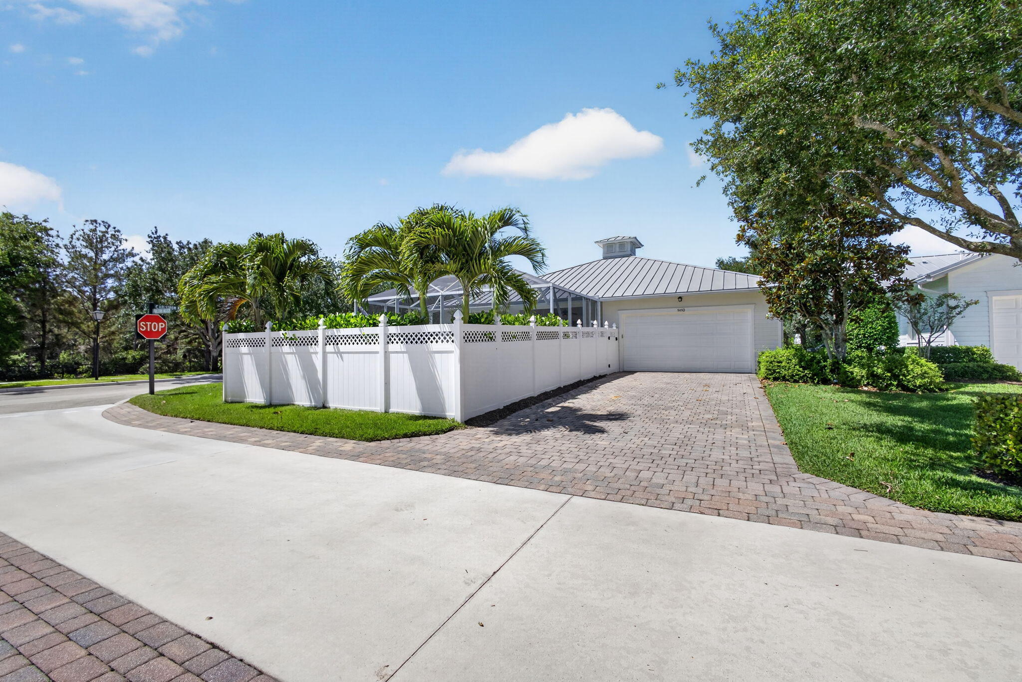 1410 Dakota Drive