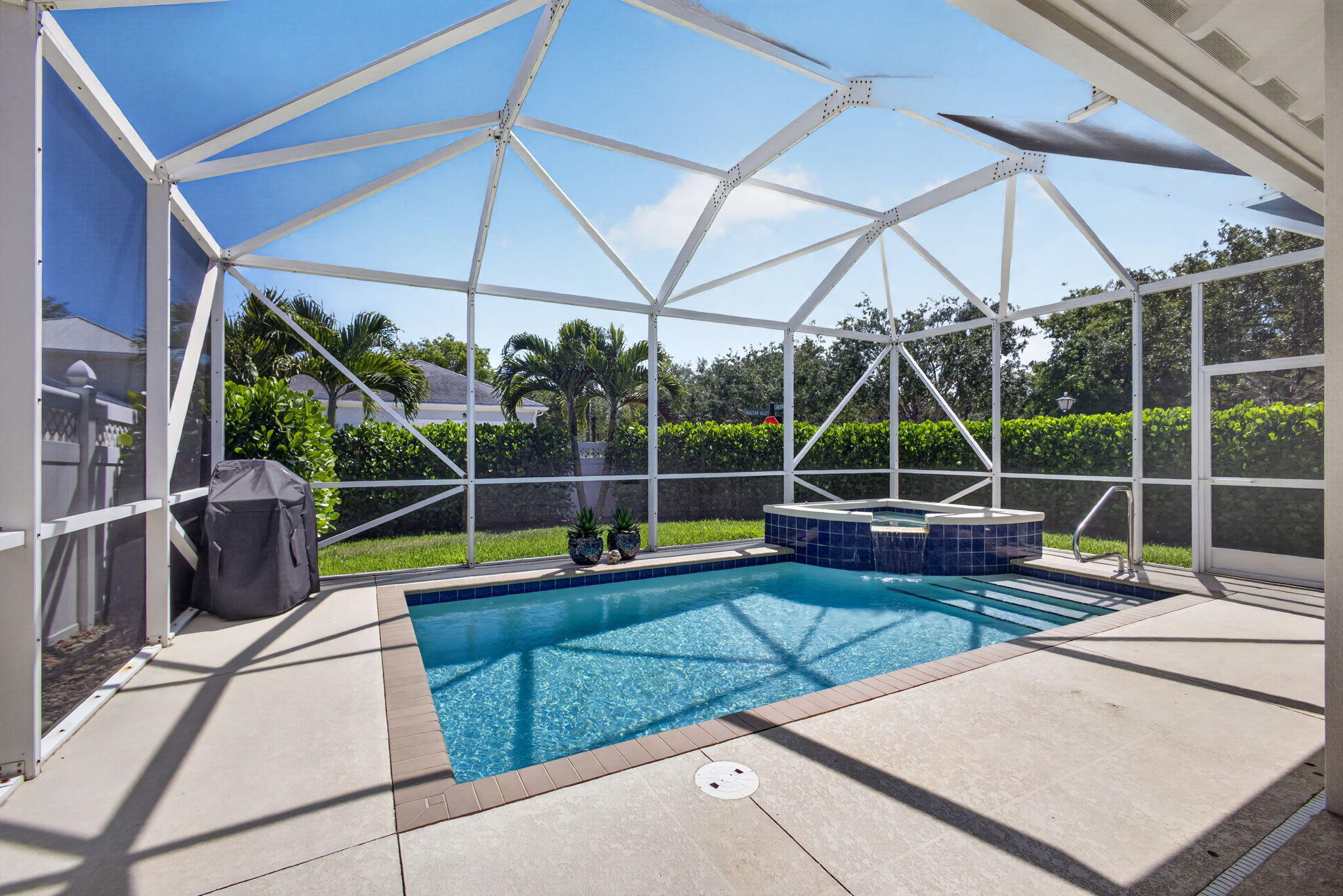1410 Dakota Drive