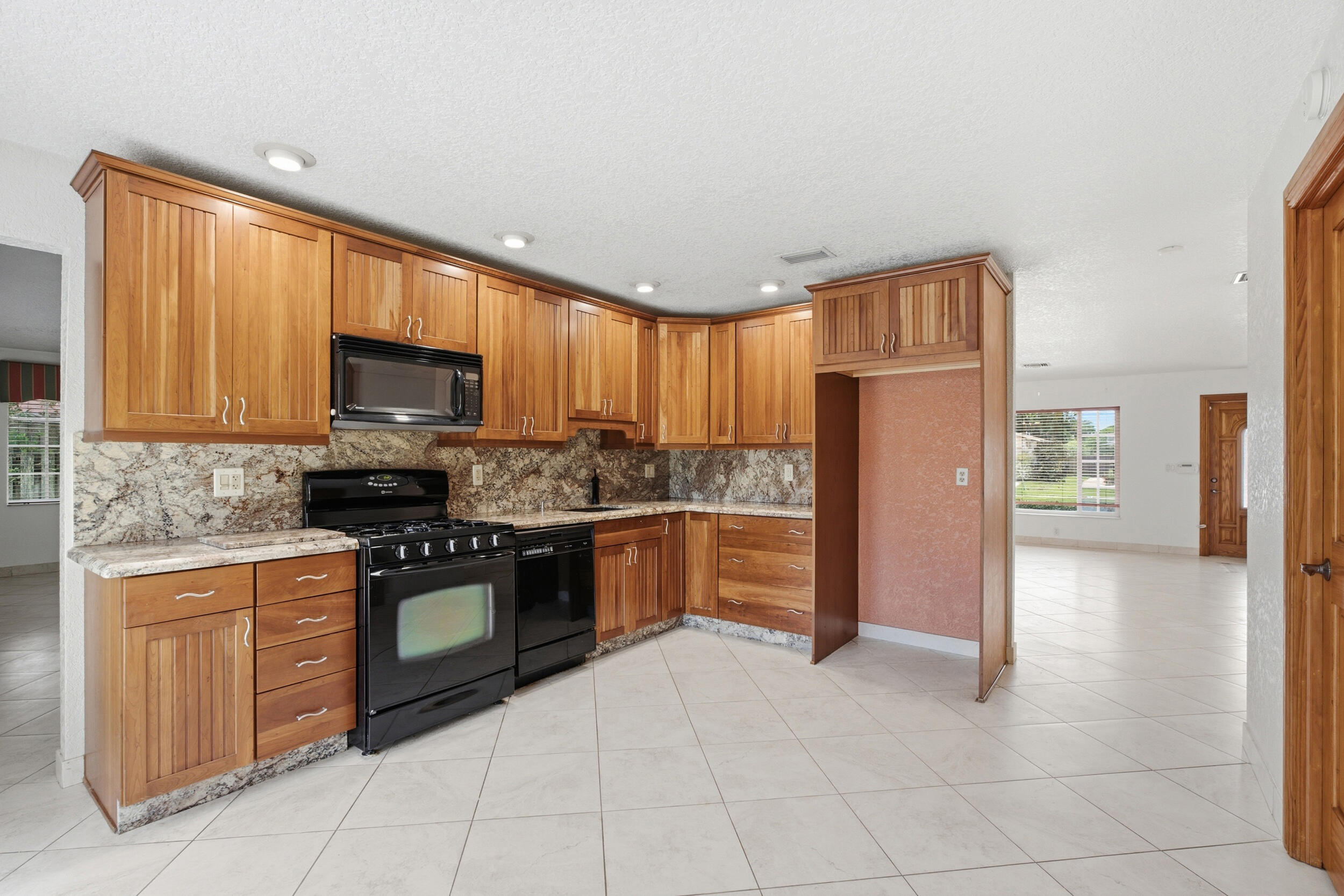 4778 Blue Pine Circle