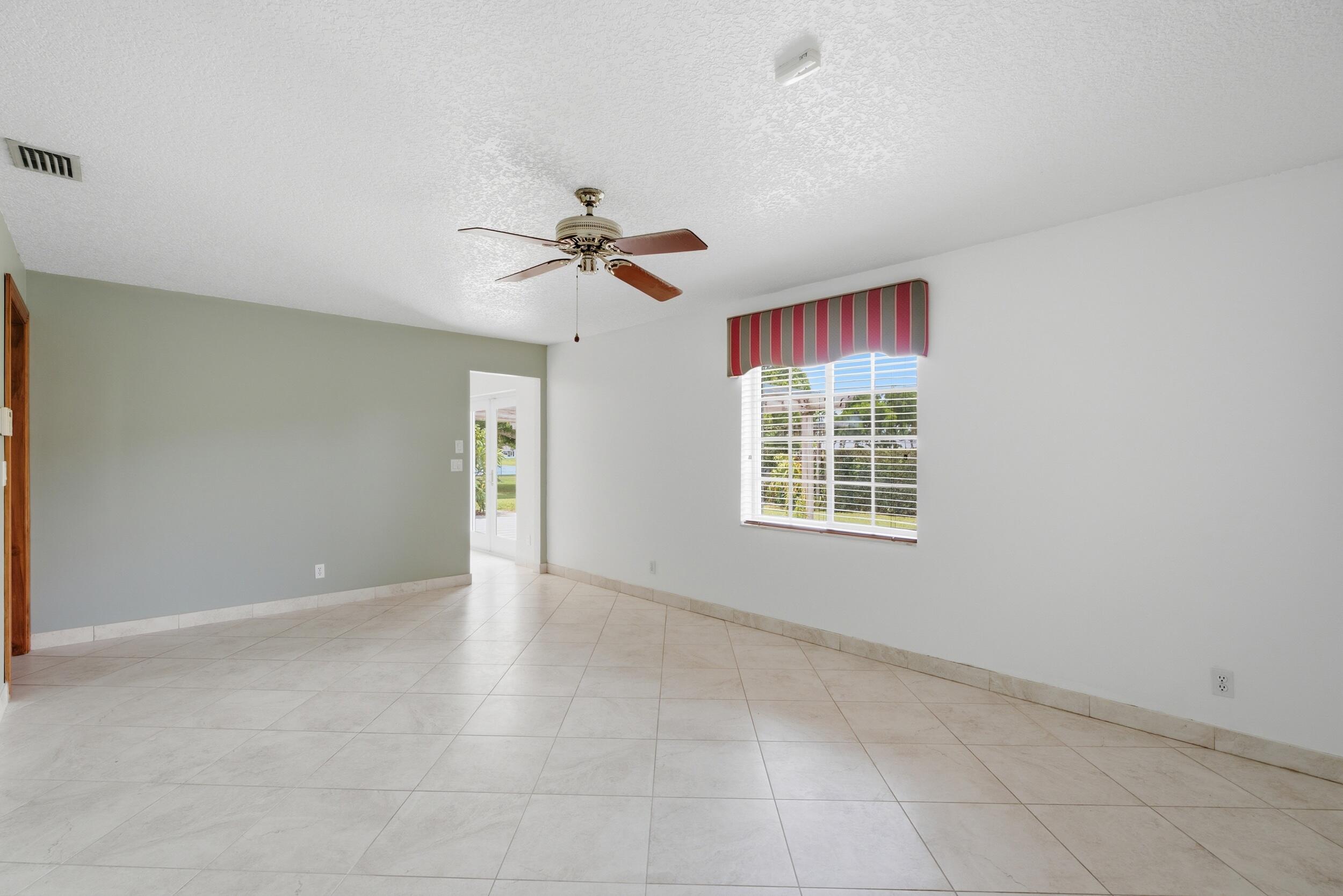 4778 Blue Pine Circle