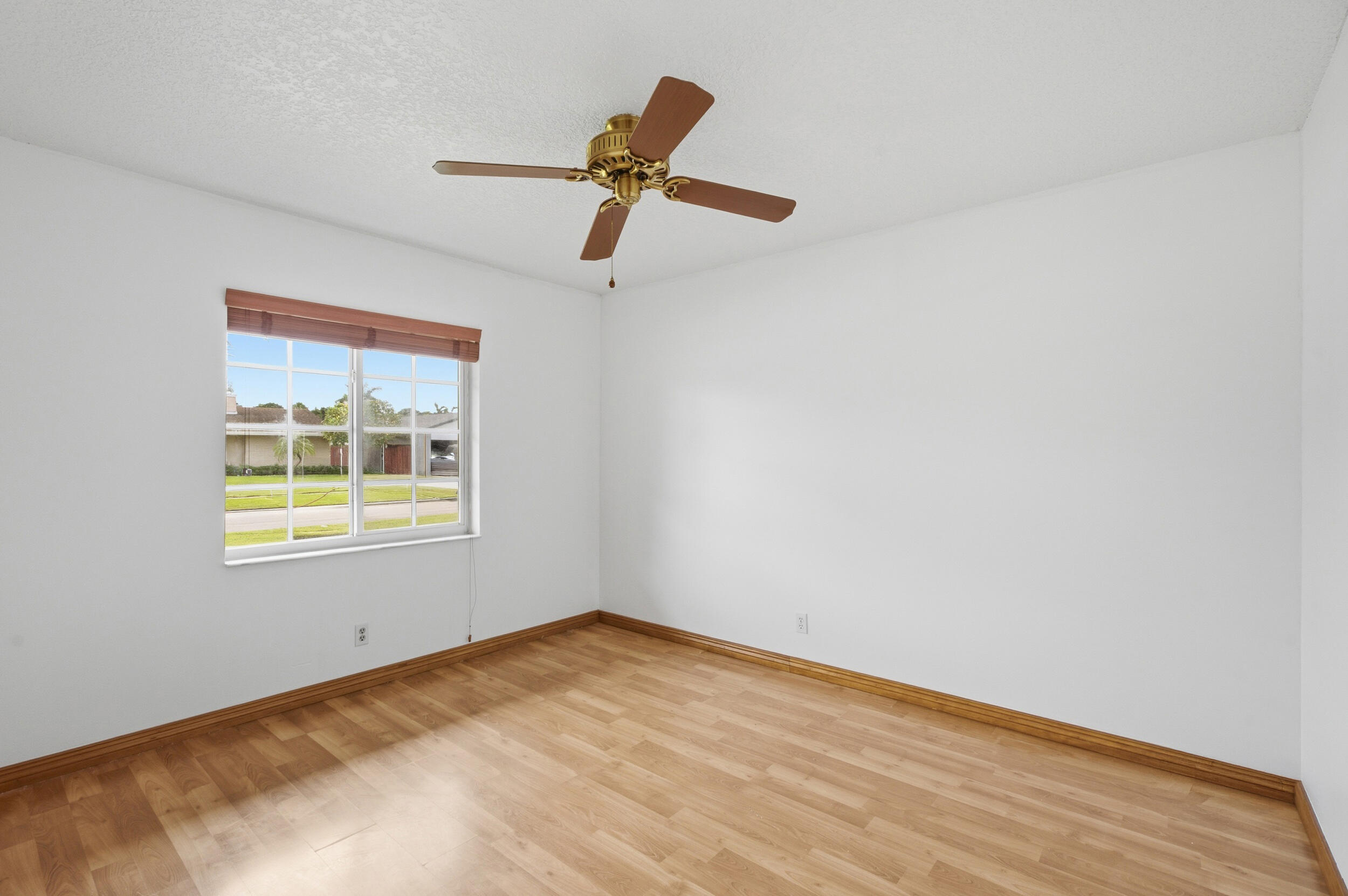 4778 Blue Pine Circle