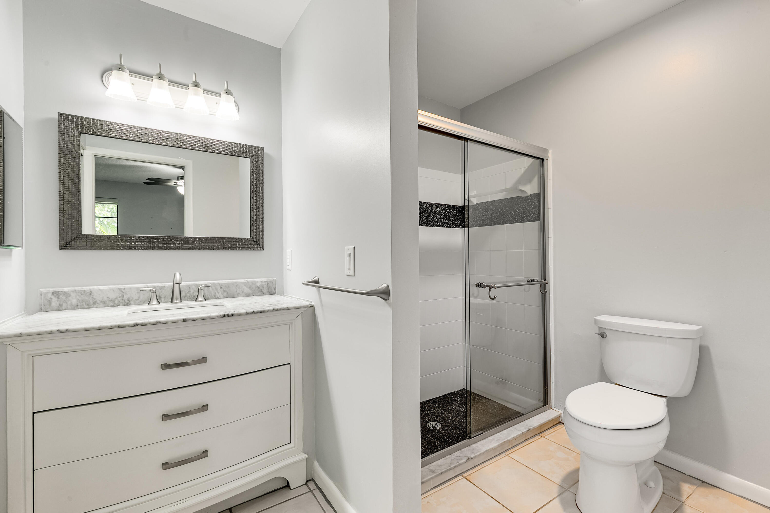 7877 SE Sugar Sand Circle