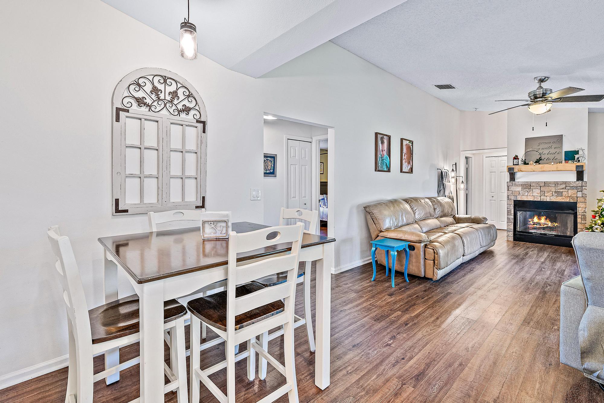 18727 Orange Grove Boulevard