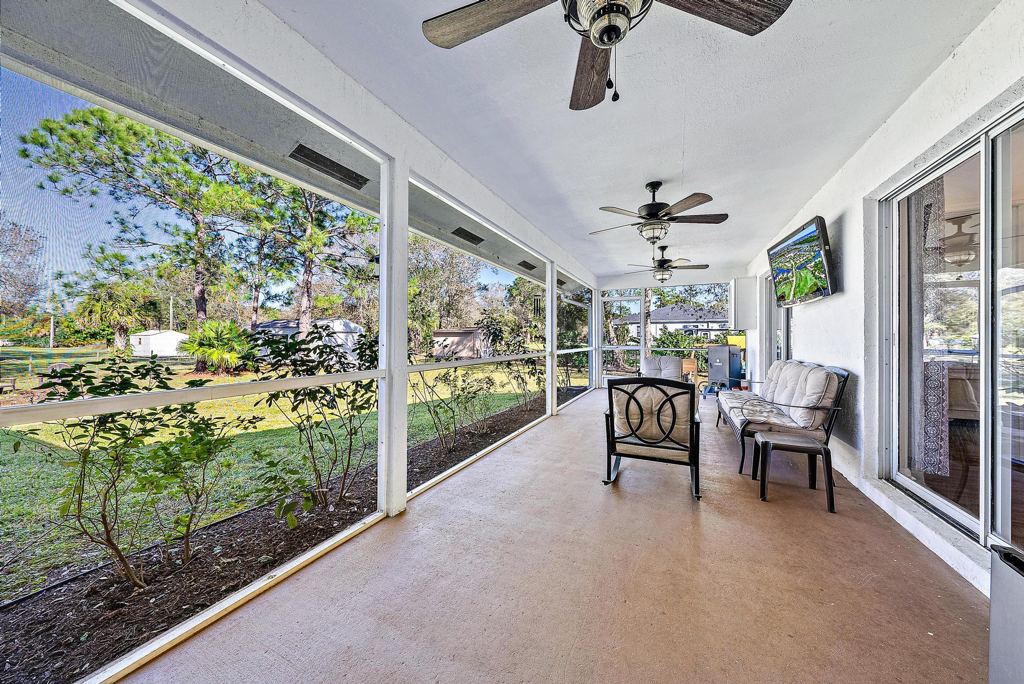 18727 Orange Grove Boulevard