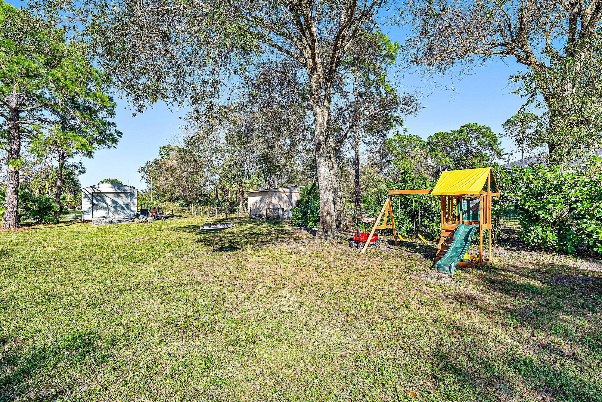 18727 Orange Grove Boulevard