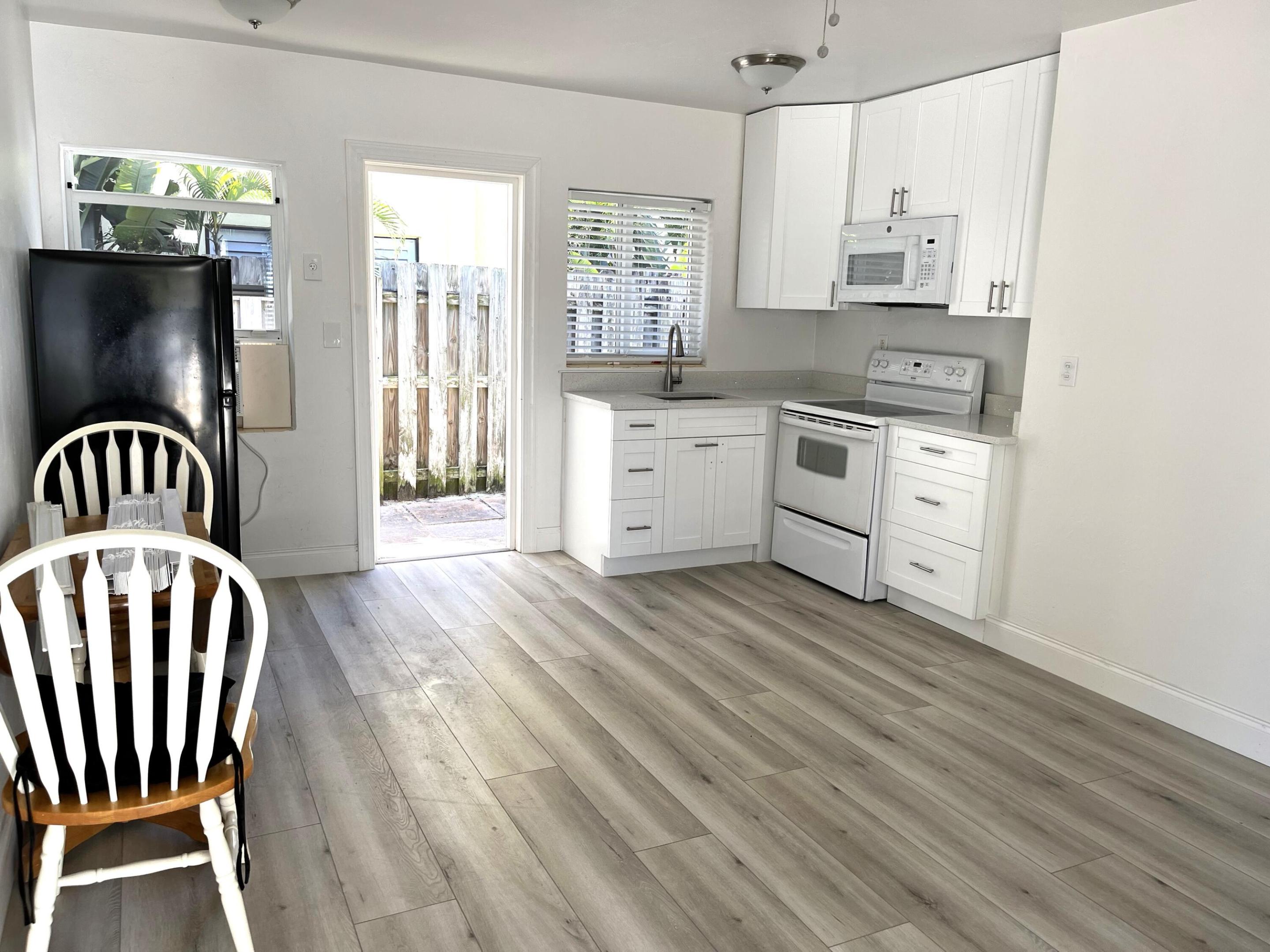 101 Linda Lane Unit: 25