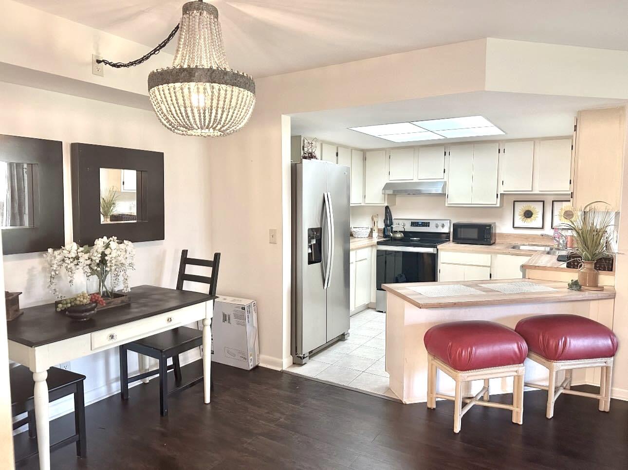 6519 Chasewood Drive Unit: D