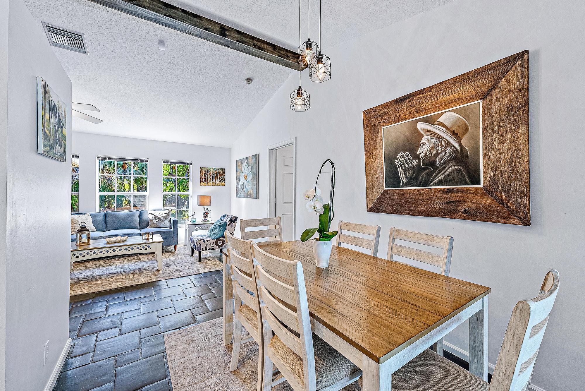 16117 Tangerine Boulevard