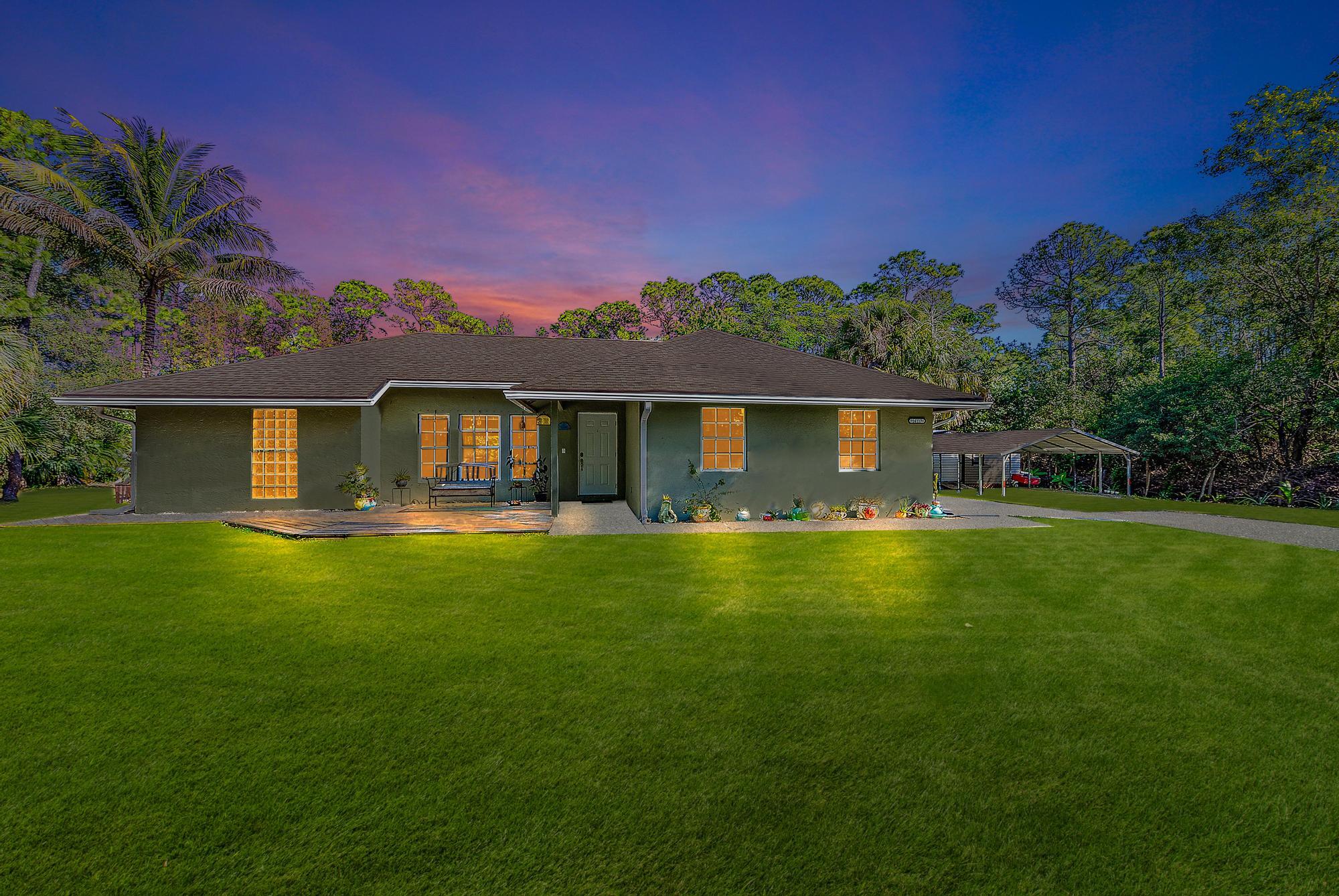 16117 Tangerine Boulevard