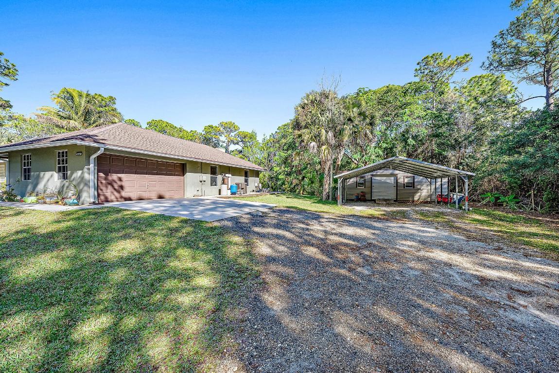 16117 Tangerine Boulevard