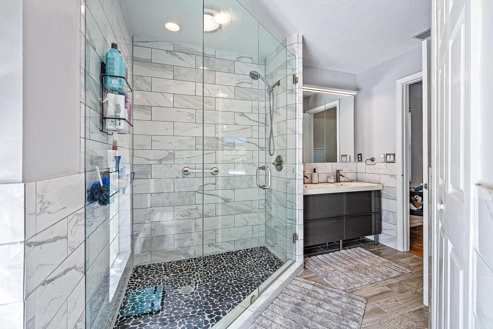 16117 Tangerine Boulevard