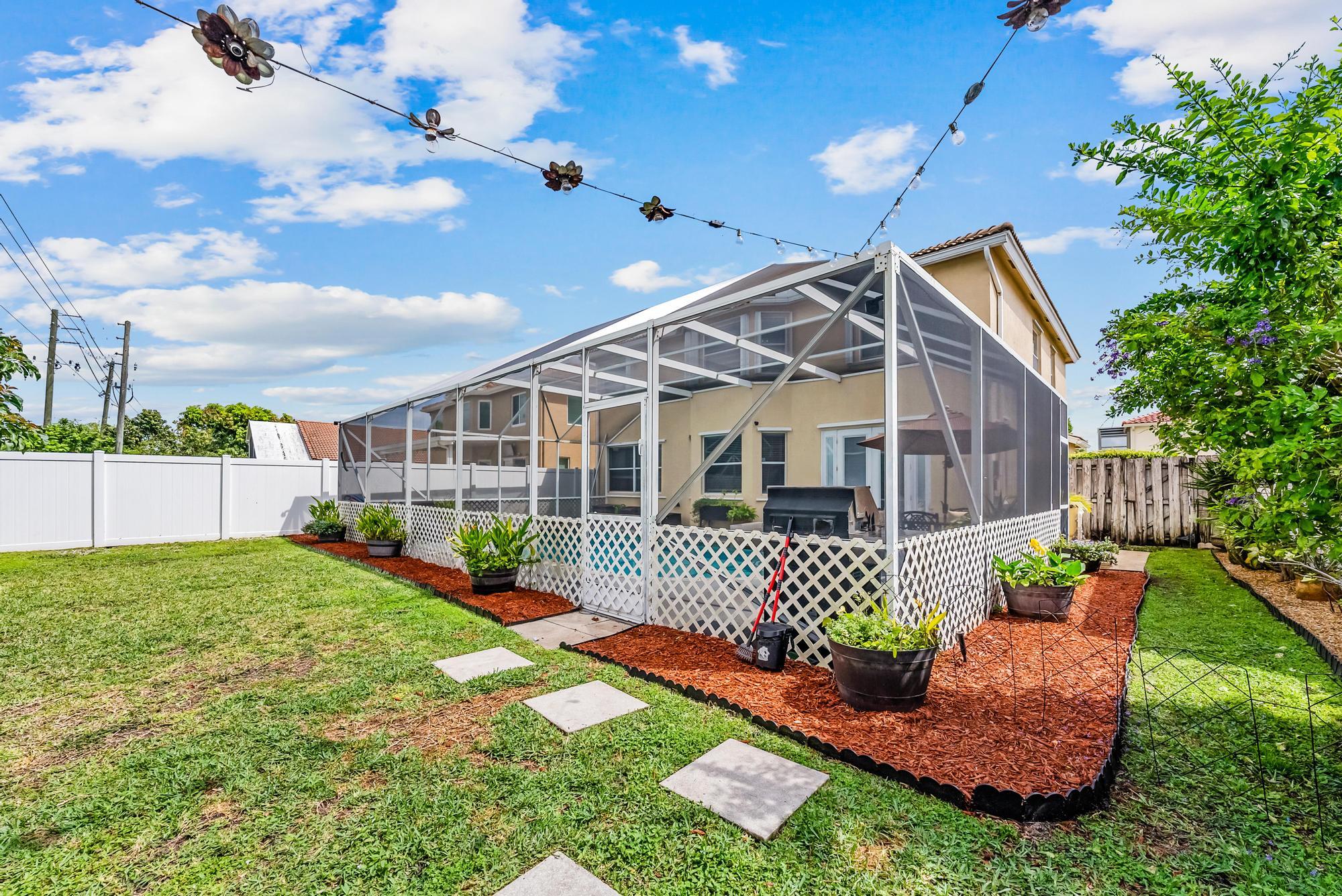 7178 Lake Island Drive