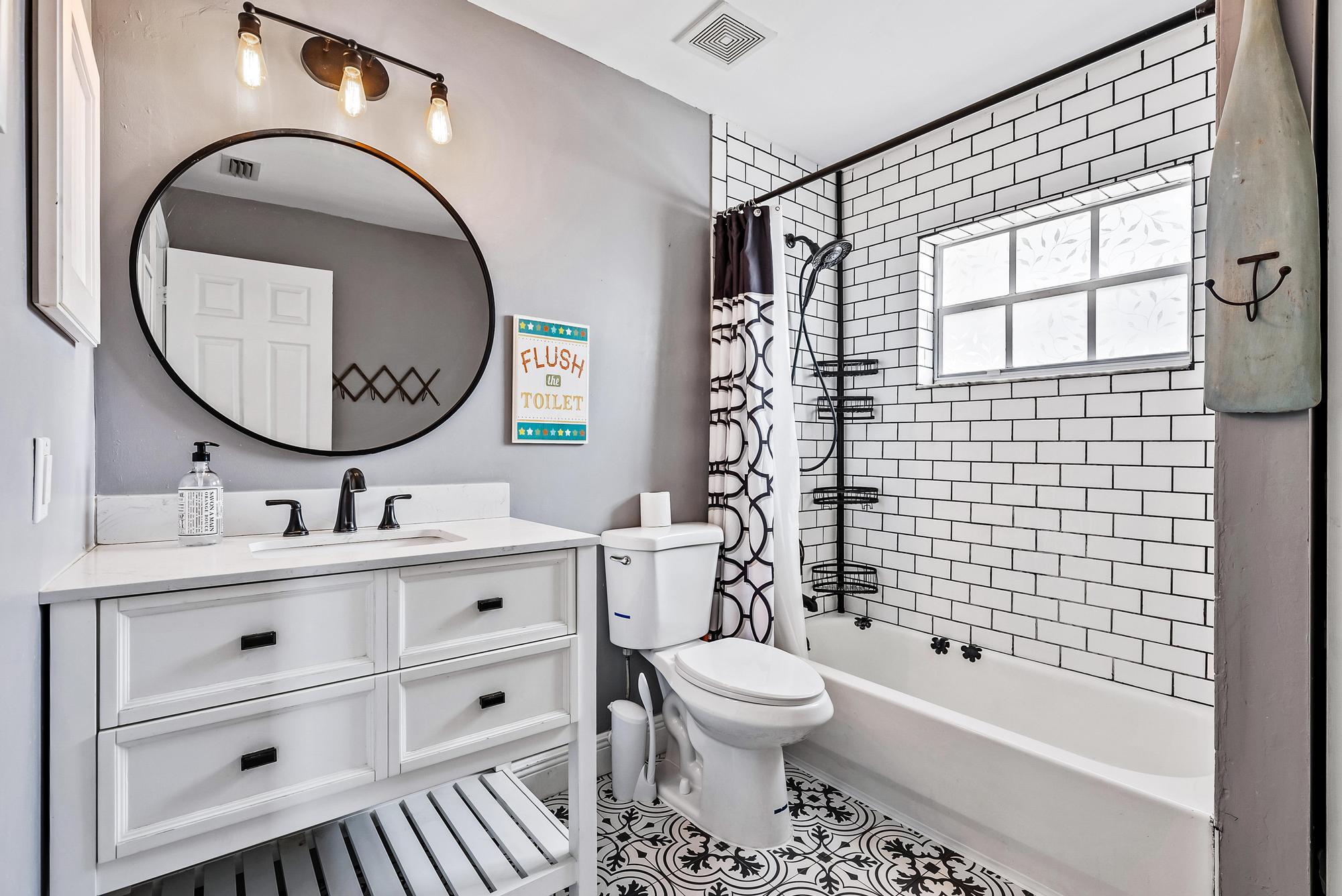 7178 Lake Island Drive