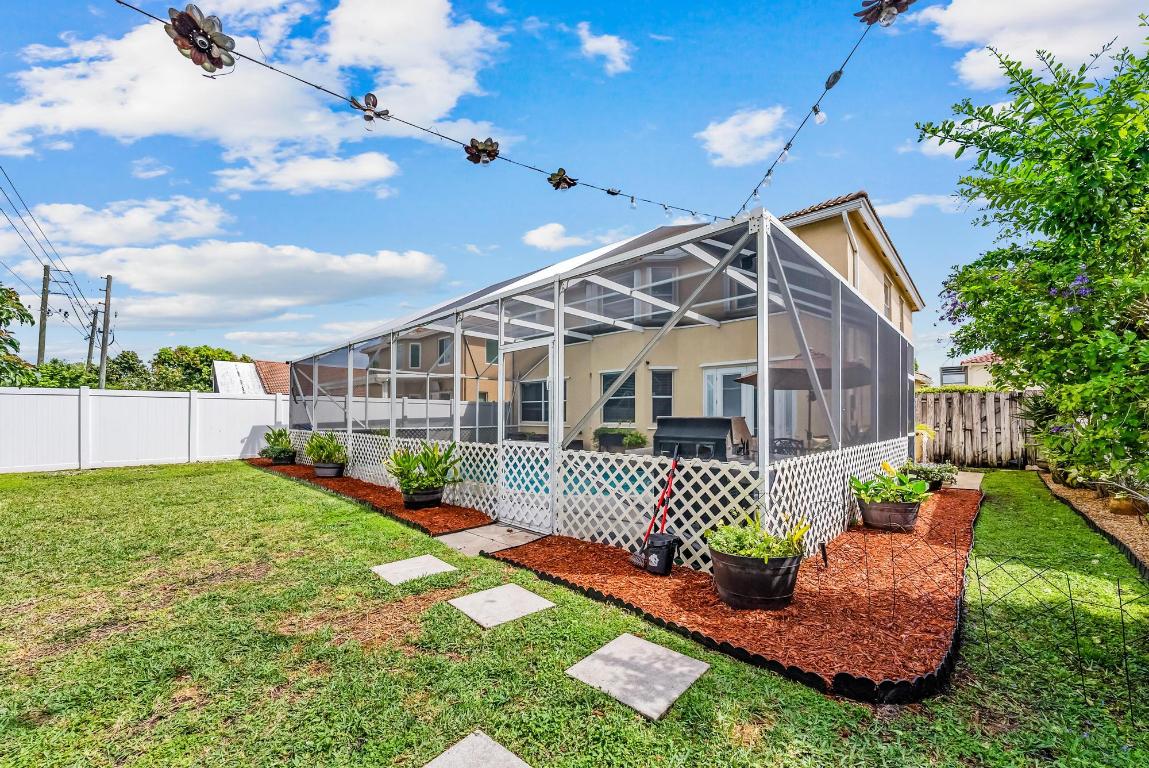 7178 Lake Island Drive