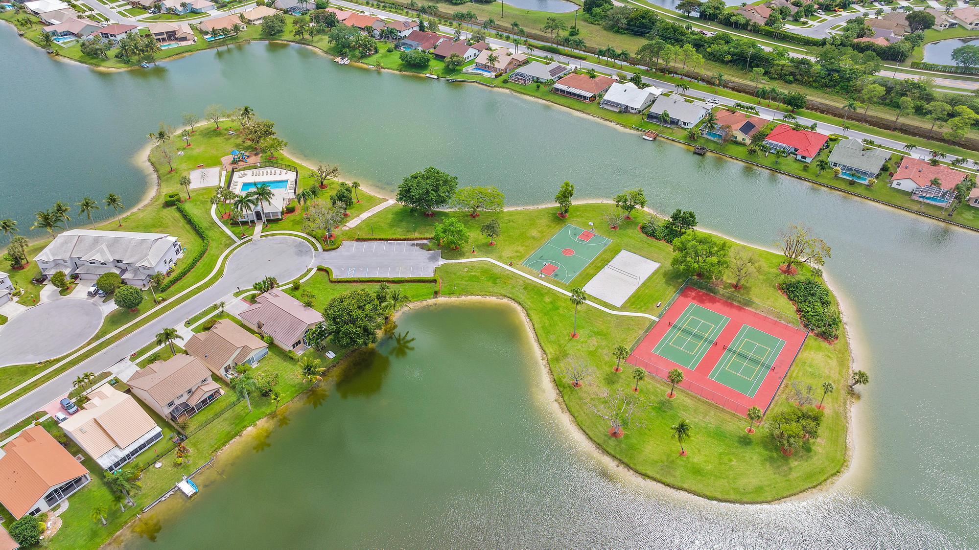 7178 Lake Island Drive