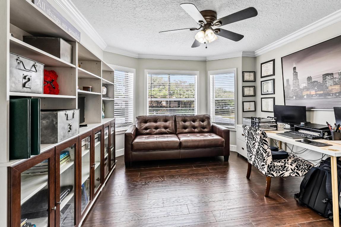 7178 Lake Island Drive