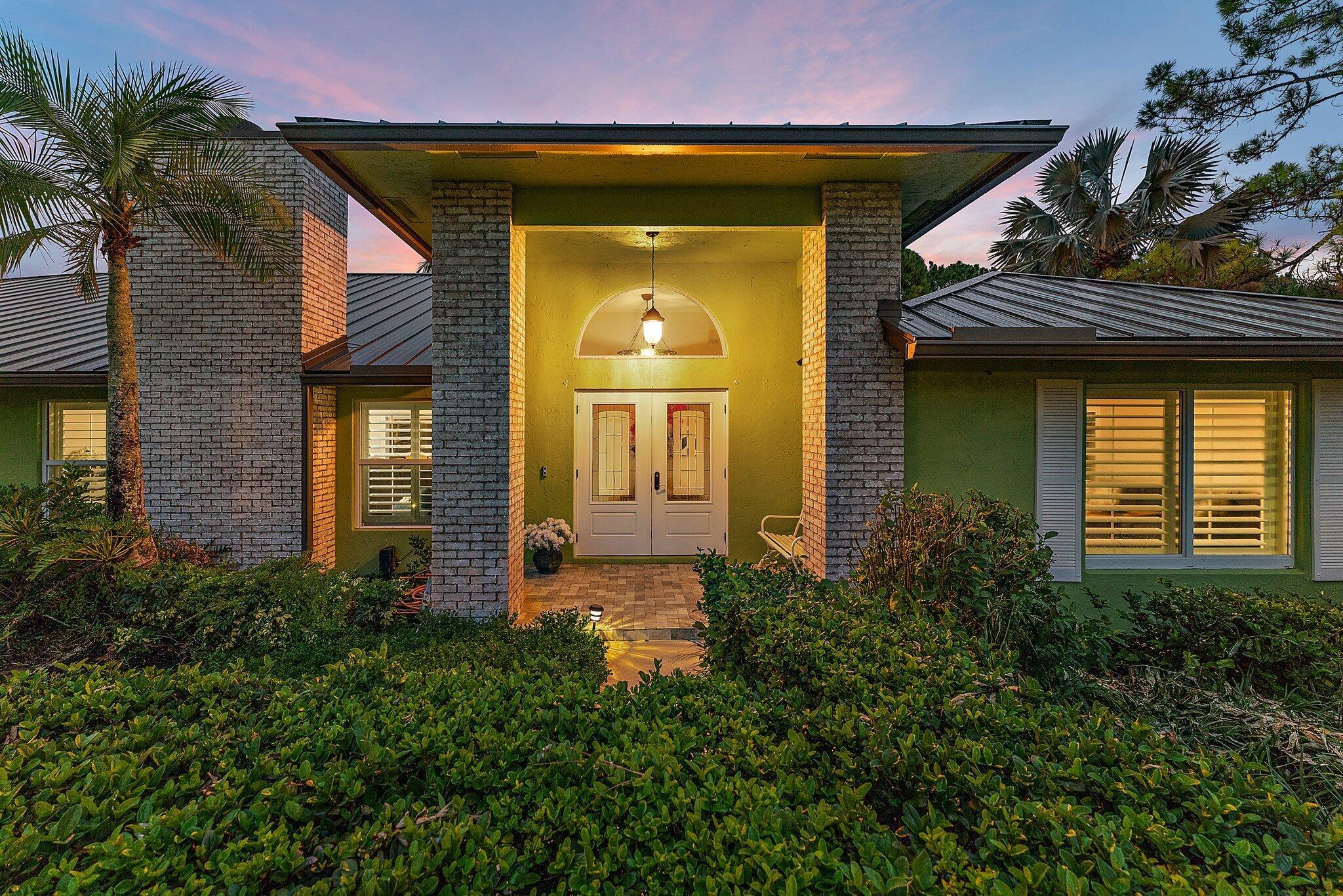 15864 72nd Drive N