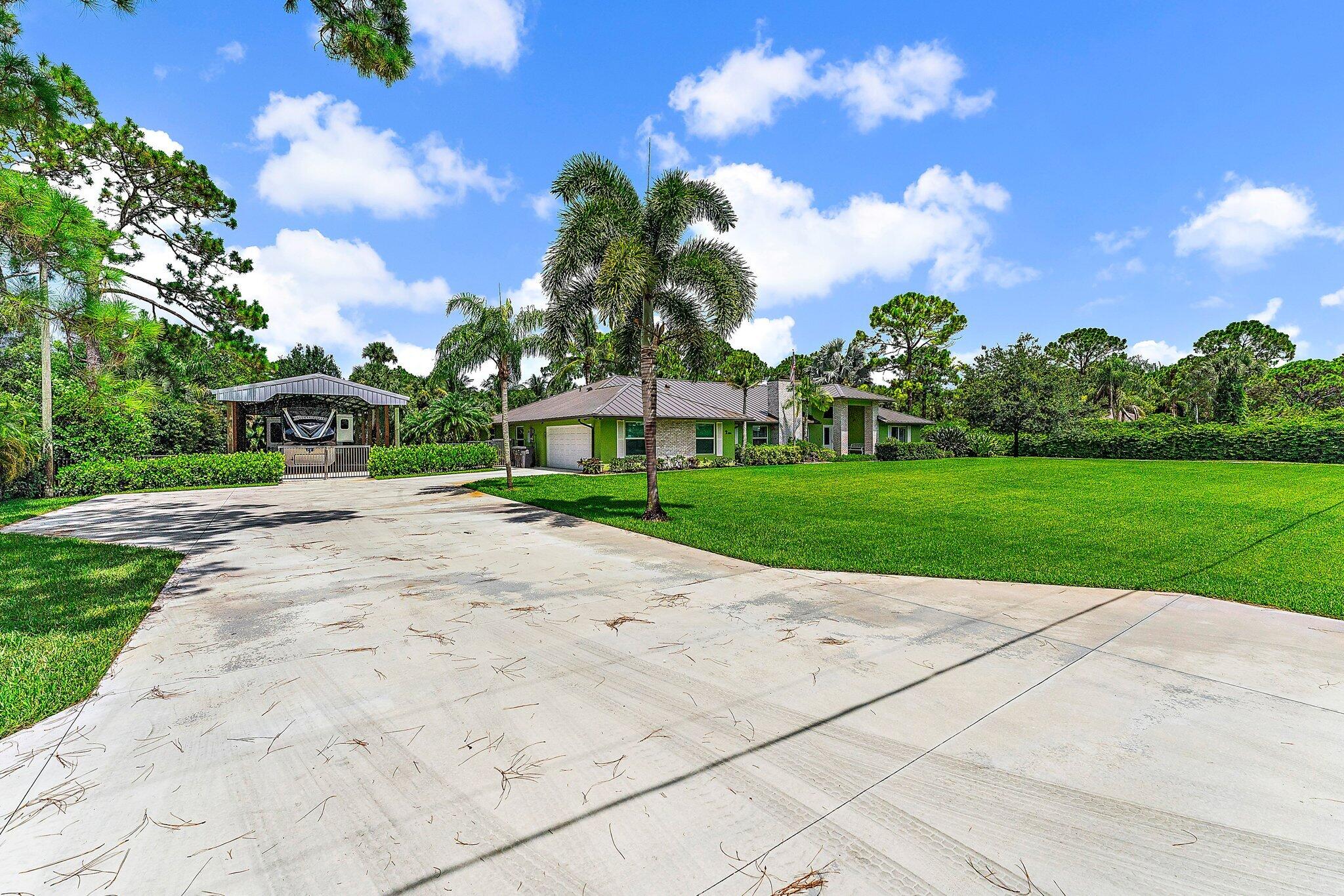 15864 72nd Drive N