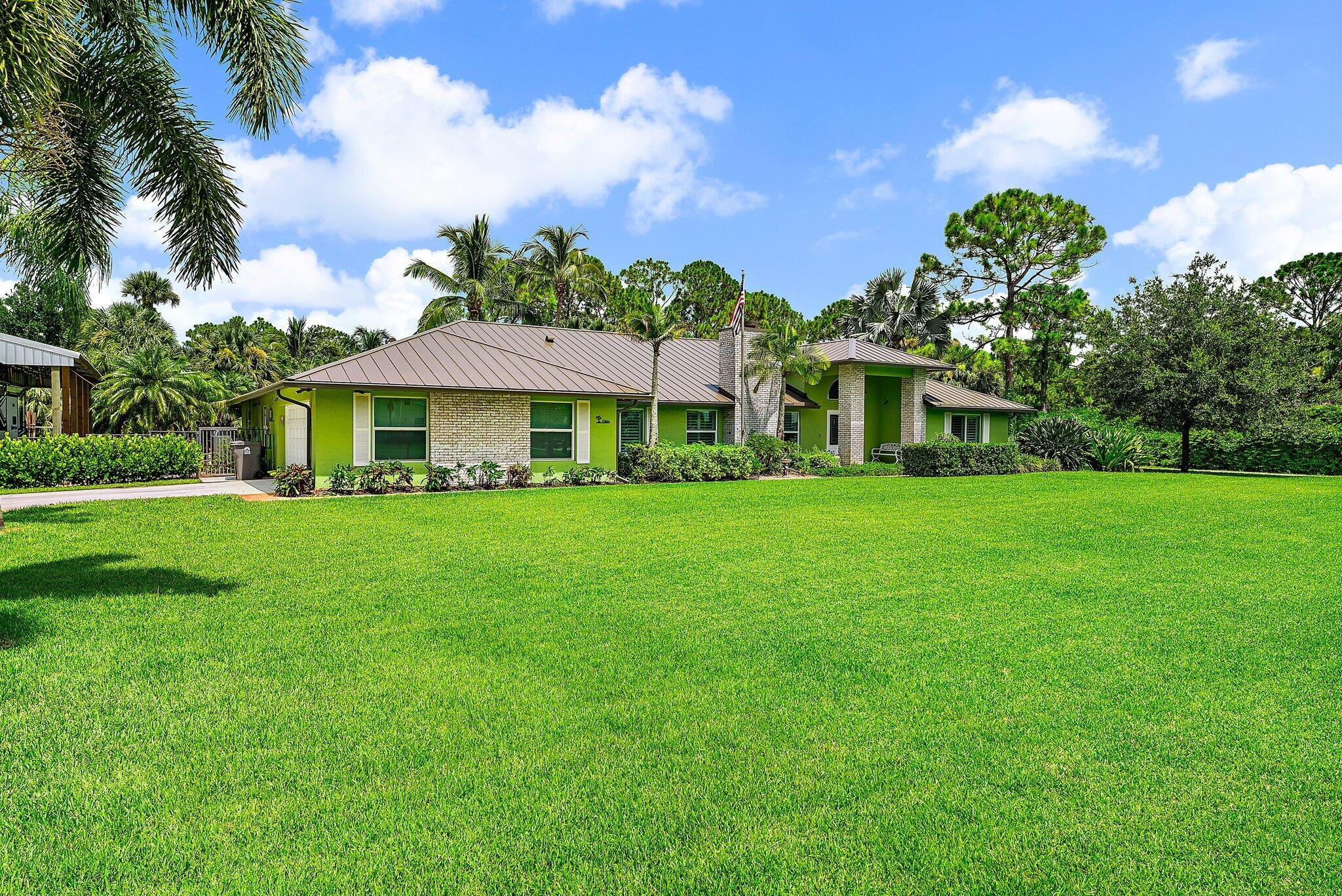15864 72nd Drive N