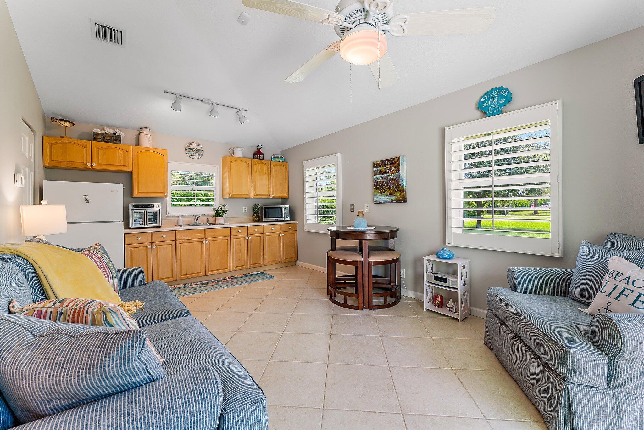 15864 72nd Drive N