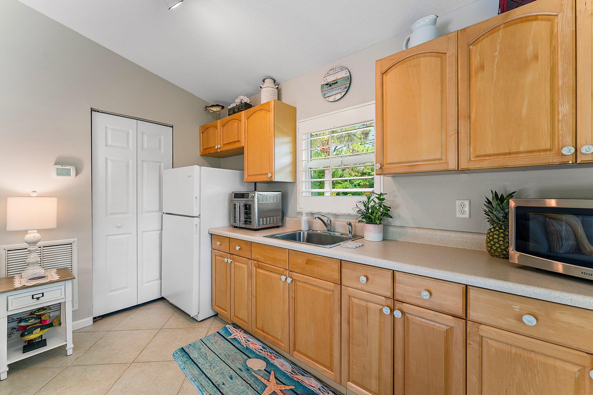 15864 72nd Drive N