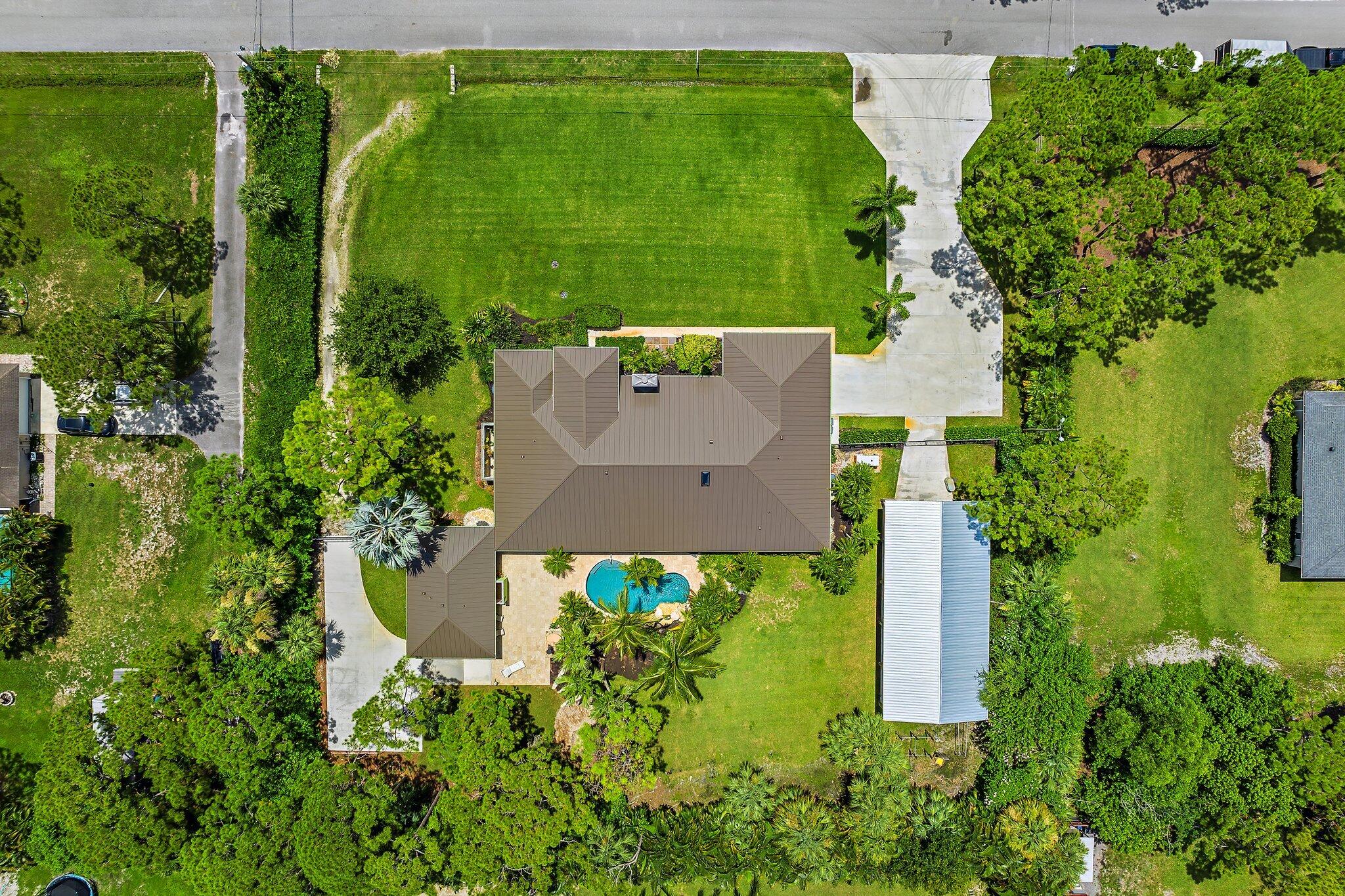 15864 72nd Drive N
