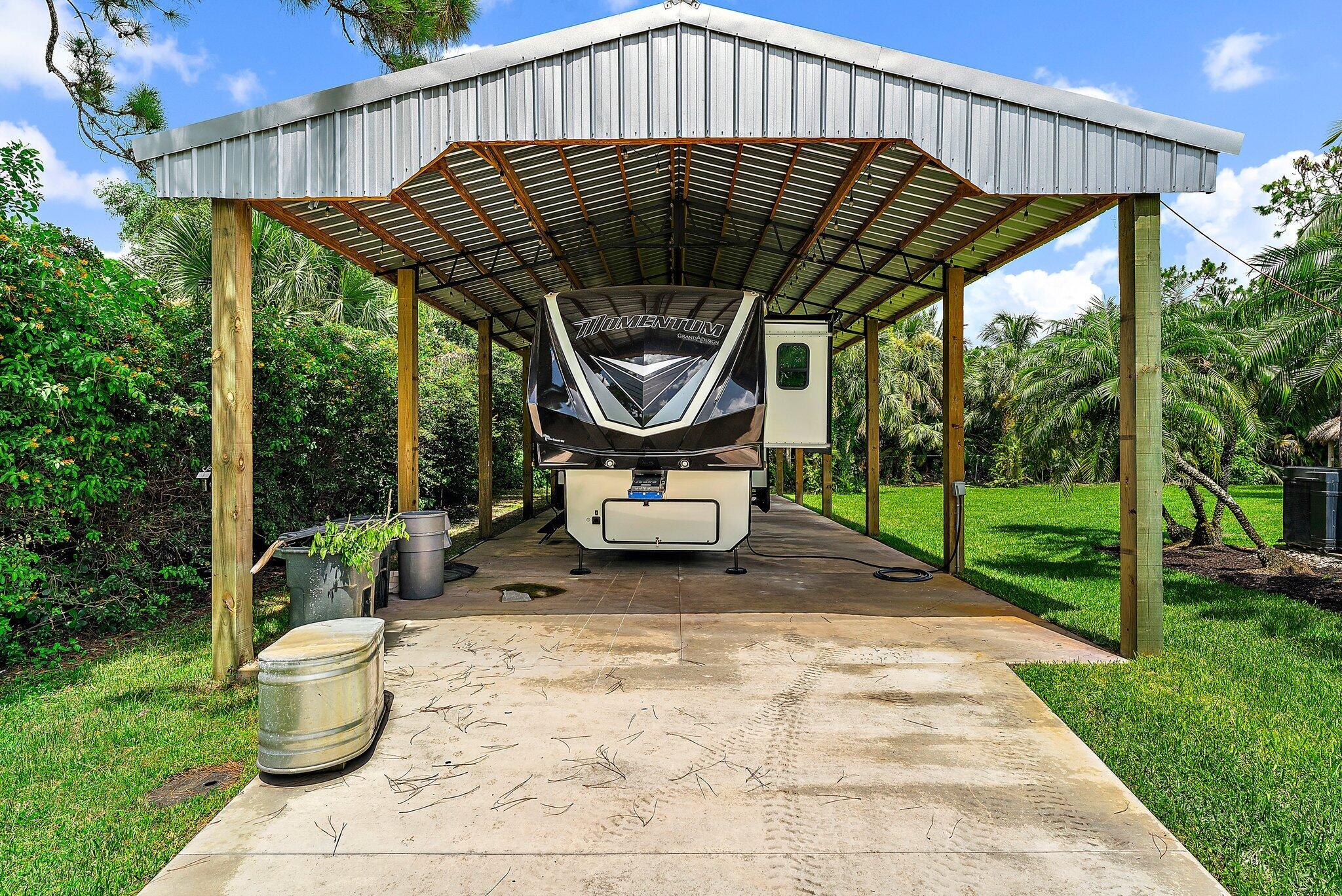 15864 72nd Drive N